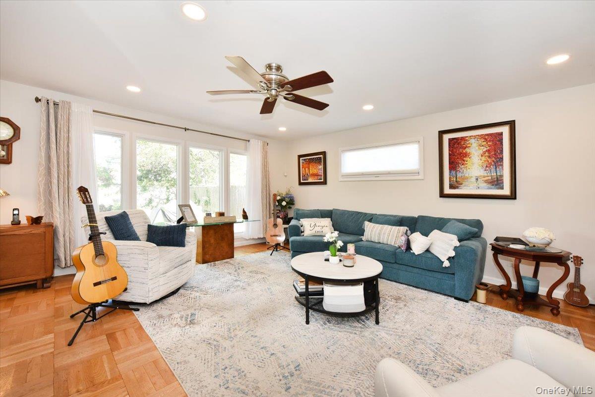 Photo 3 of Single family home for sale at 4 Primrose Ave, Oyster Bay, NY 11801 | MLS# 1063932 | Listing updated on 2026-10-25