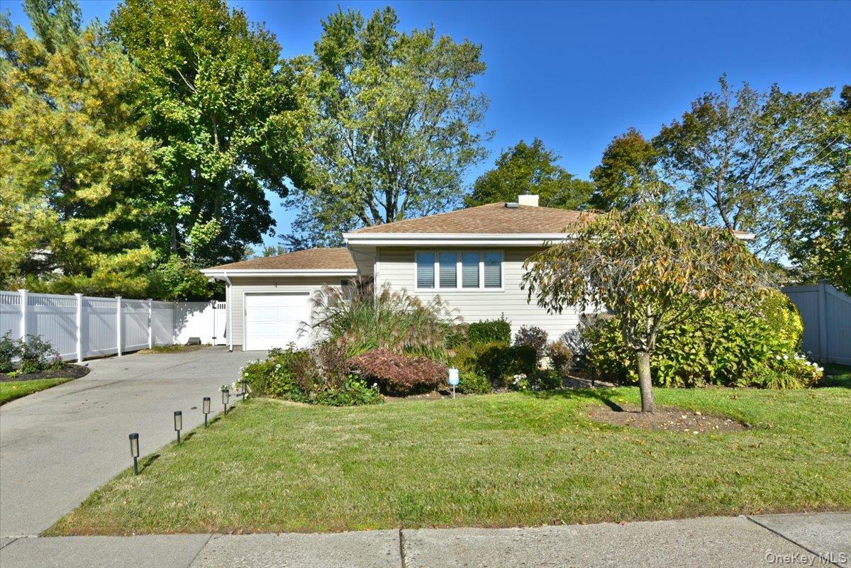 Single family home for sale at 4 Primrose Ave, Oyster Bay, NY 11801 | MLS# 1063932