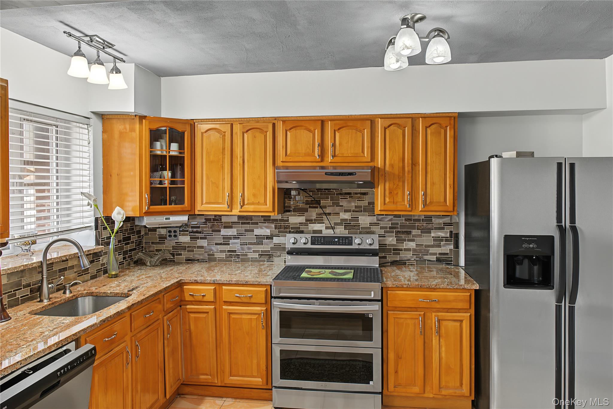 Photo 3 of Single family home for sale at 1711 E 54th Street, New York, NY 11234 | MLS# 1065600 | Listing updated on 2026-10-25