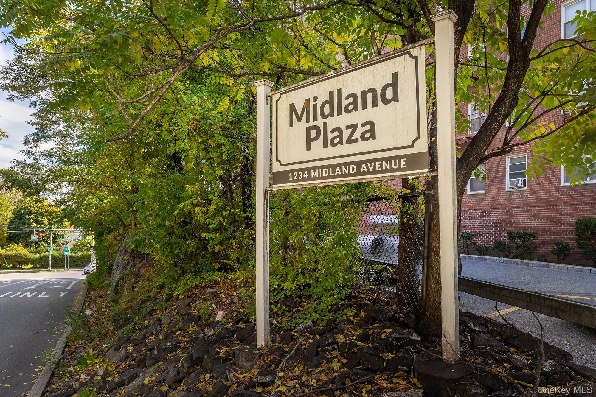 Photo 3 of Condo for sale at 1234 Midland Ave #4H, Yonkers, NY 10708 | MLS# 1066064 | Listing updated on 2026-10-25
