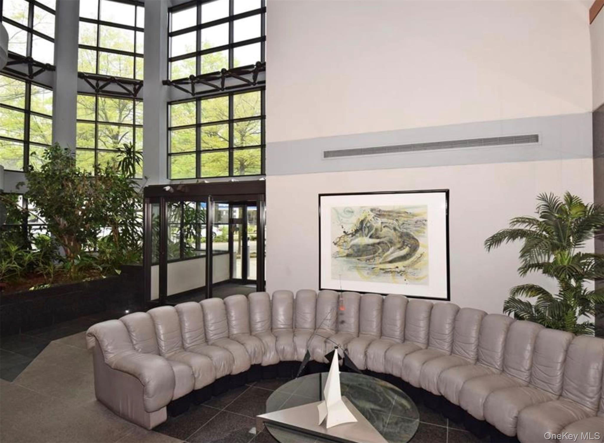 Photo 2 of Condo for sale at 100 Great Neck Rd #3D, North Hempstead, NY 11021 | MLS# 1066239 | Listing updated on 2026-10-25