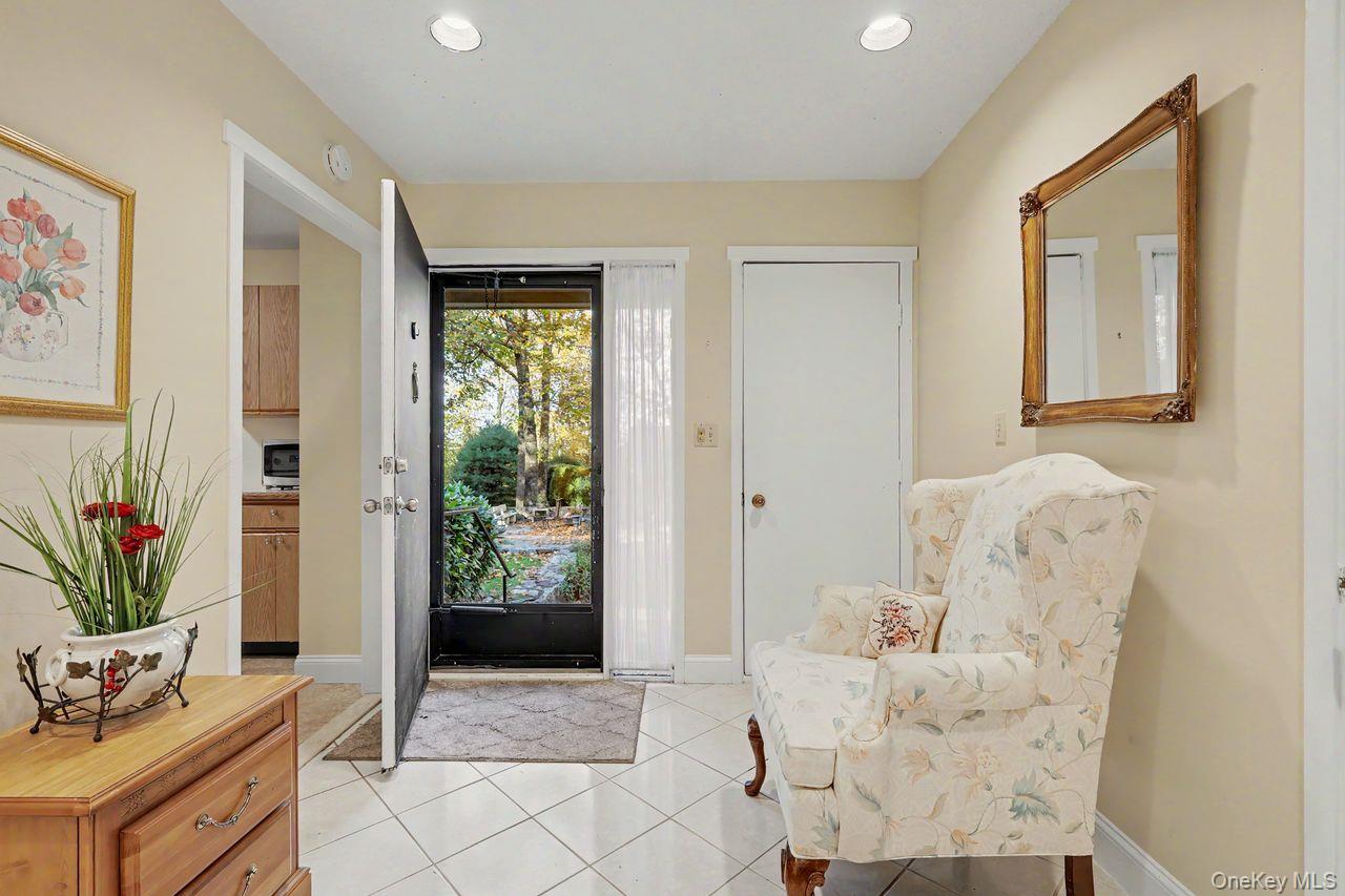Photo 4 of Condo for sale at 449 Heritage Hills #B, Somers, NY 10589 | MLS# 1066388 | Listing updated on 2026-10-25