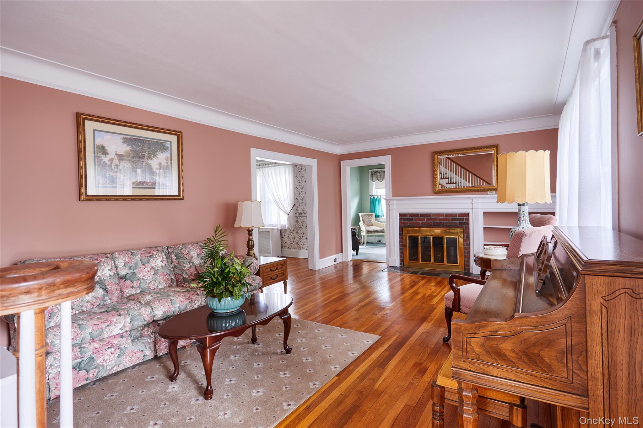 Photo 4 of Single family home for sale at 116 Oak St, Hempstead, NY 11001 | MLS# 1066532 | Listing updated on 2026-10-25