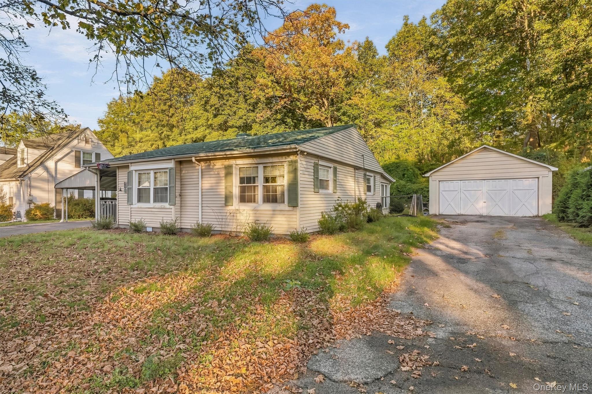 Photo 1 of Single family home for sale at 8 Hampton Pl, Newburgh (city), NY 12550 | MLS# 1066563 | Listing updated on 2026-10-25