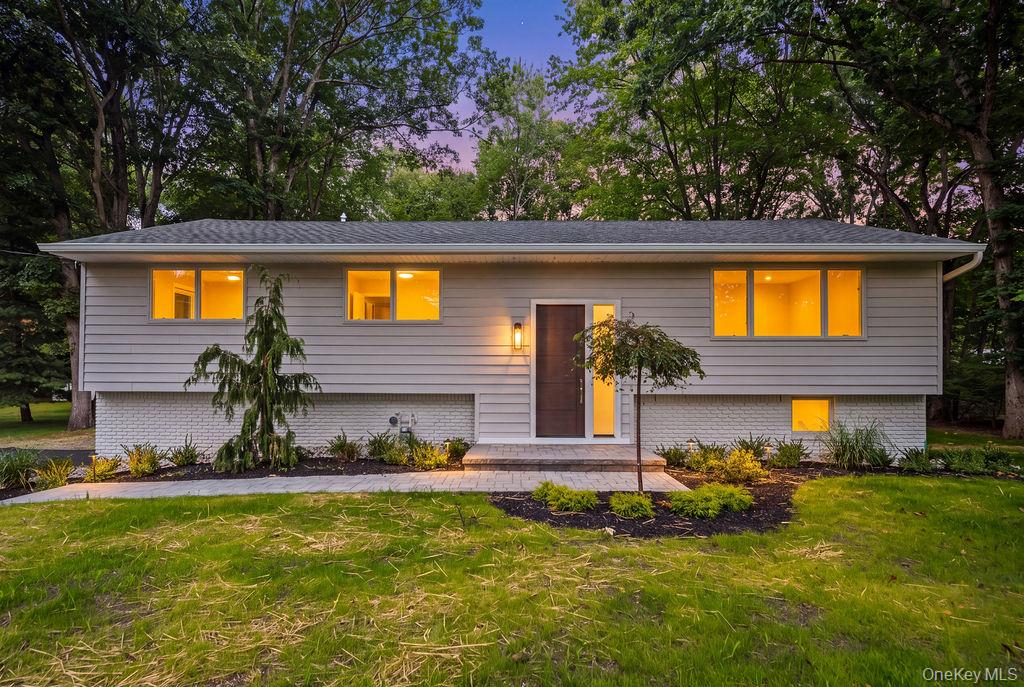 Single family home for sale at 142 N Little Tor Rd, Clarkstown, NY 10956 | MLS# 1066644