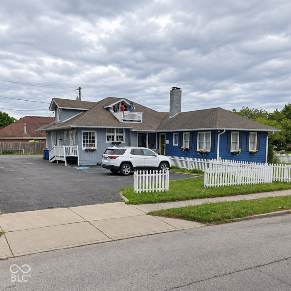 Photo 2 of Single family home for sale at 104 E 38th St, Indianapolis, IN 46205 | MLS# 22057303 | Listing updated on 2026-10-07