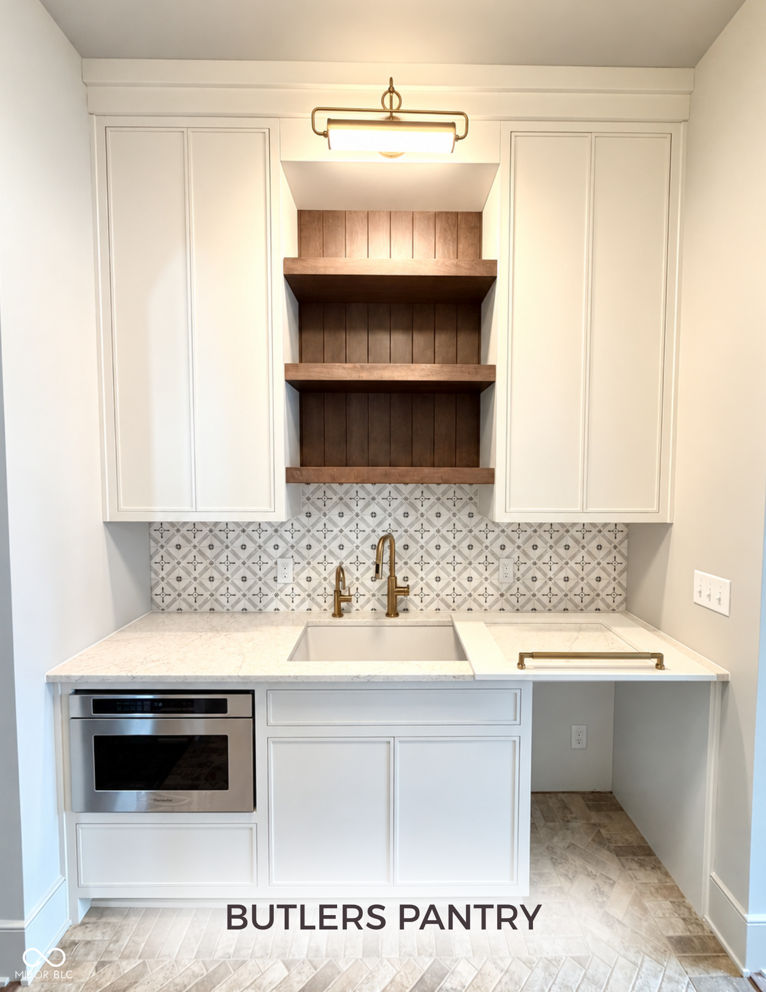 Photo 3 of Sale Pending at 1600 Chatham Ridge Ct, Westfield, IN 46074 | MLS# 22090746 | Listing updated on 2026-09-21