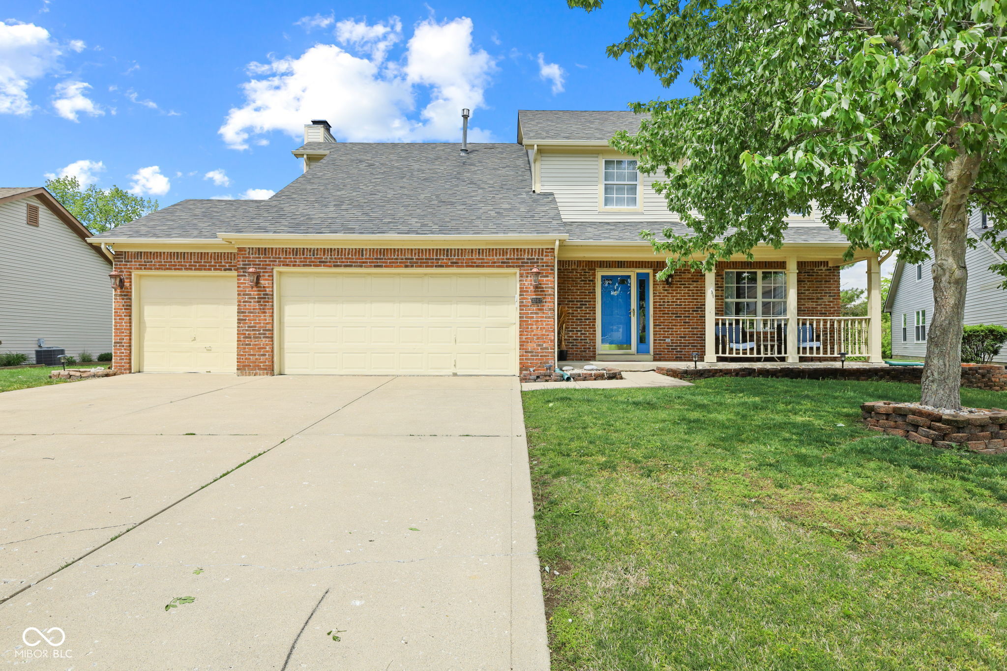Photo 1 of Single family home for sale at 3362 Shore Dr, Greenwood, IN 46143 | MLS# 22098032 | Listing updated on 2026-10-07