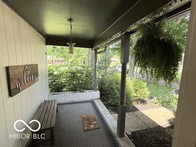 Photo 3 of Sale Pending at 1605 Bowman Dr, Greenfield, IN 46140 | MLS# 22104868 | Listing updated on 2026-10-07