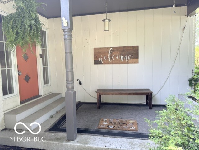 Photo 3 of Sale Pending at 1605 Bowman Dr, Greenfield, IN 46140 | MLS# 22104868 | Listing updated on 2026-10-07