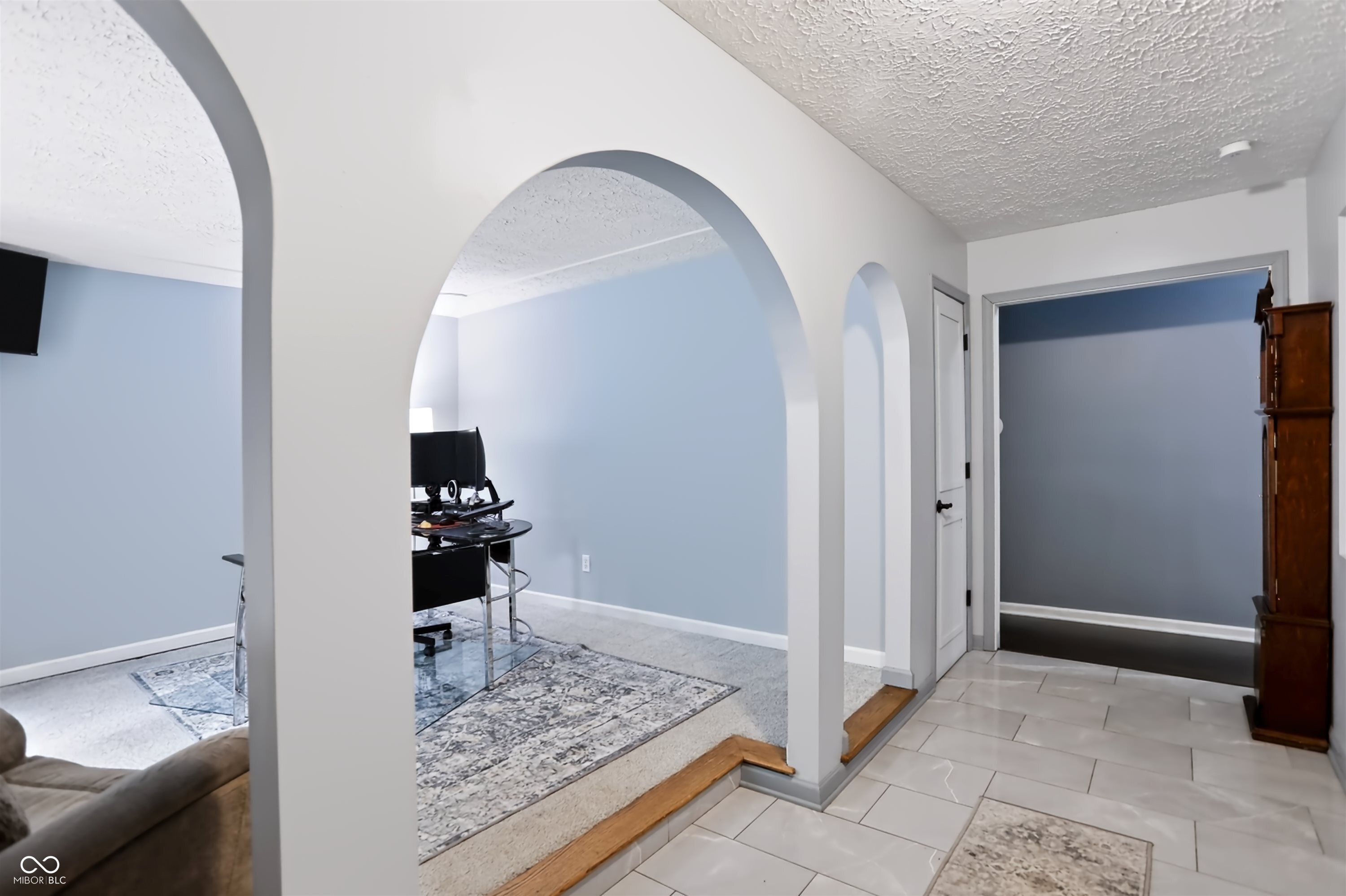 Photo 4 of Single family home for sale at 12110 Valley Brk Ct, Indianapolis, IN 46229 | MLS# 22115721 | Listing updated on 2026-09-21