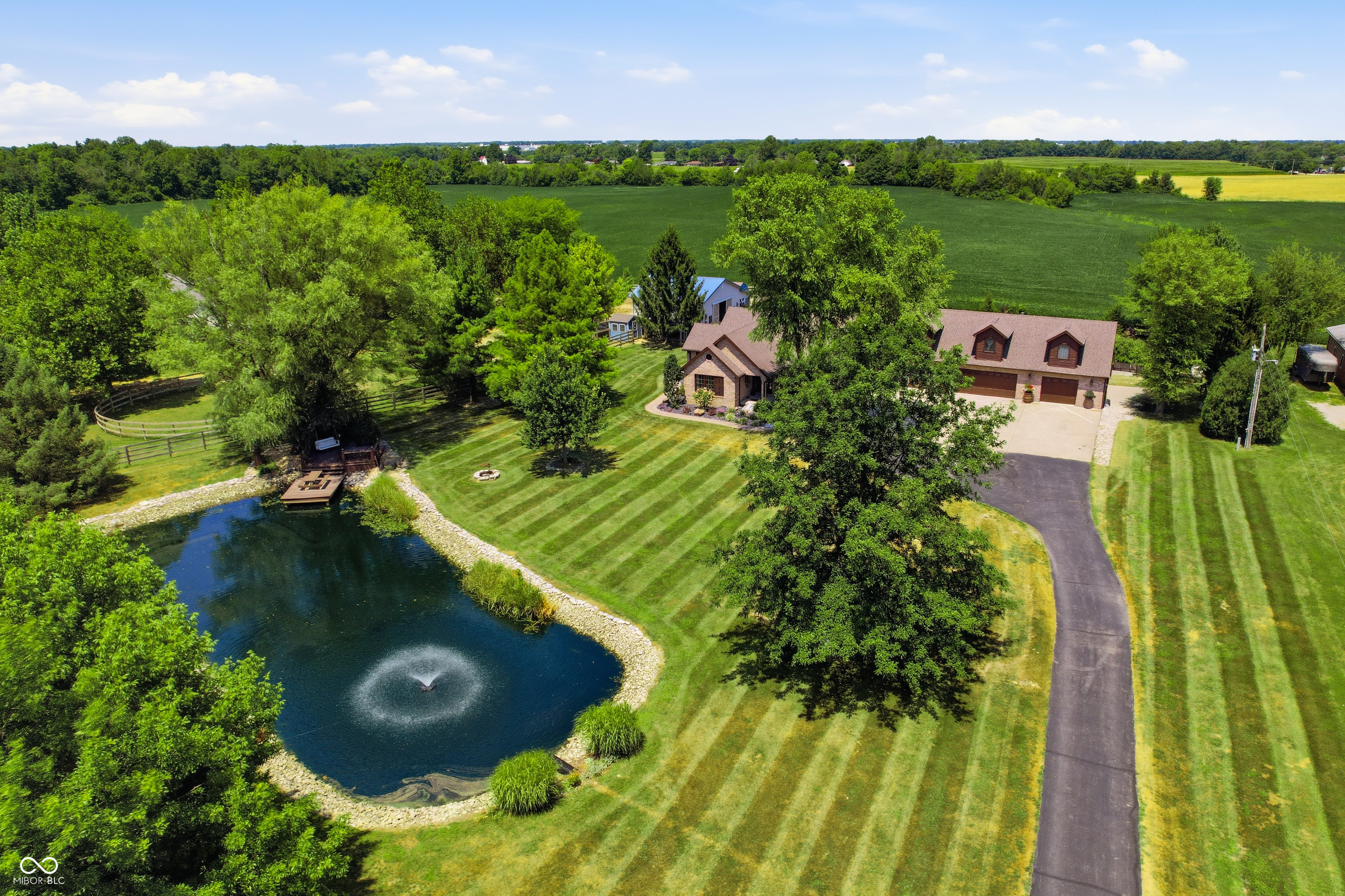Photo 3 of Single family home for sale at 1904 E State Rd 46, Greensburg, IN 47240 | MLS# 22115919 | Listing updated on 2026-10-07