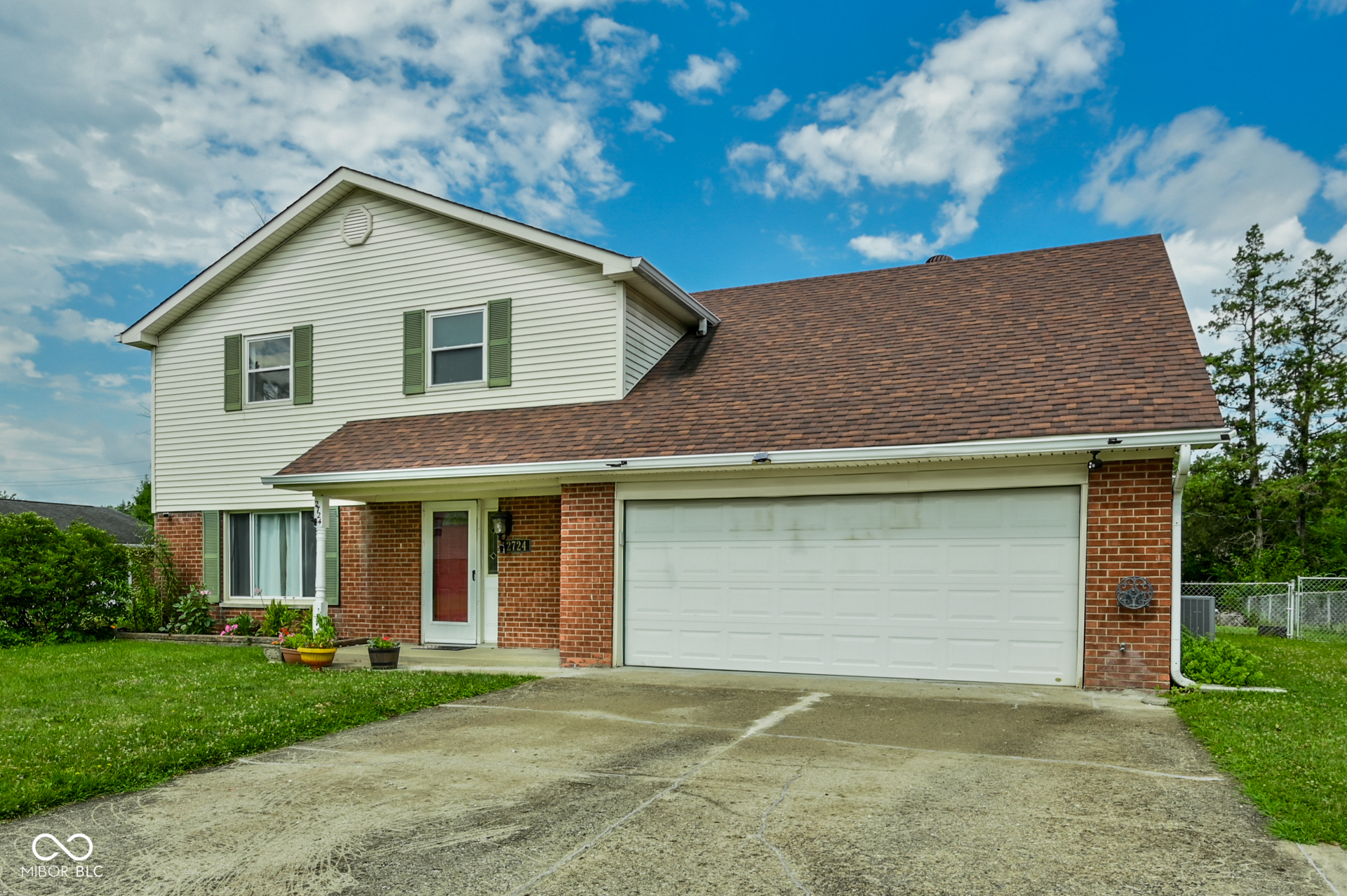 Photo 1 of Single family home for sale at 2724 Andy Dr, Indianapolis, IN 46229 | MLS# 22115966 | Listing updated on 2026-09-24