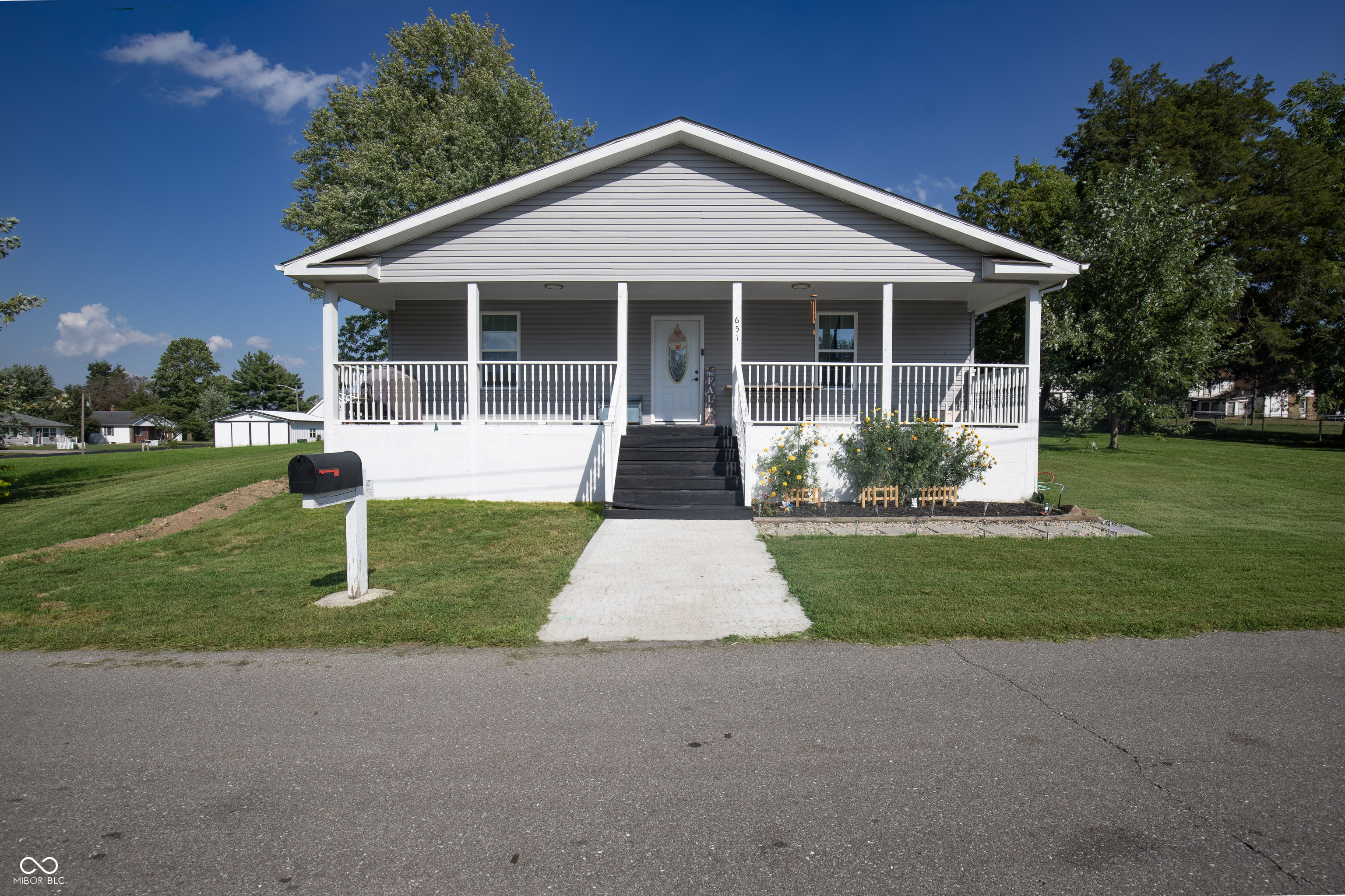 Photo 1 of Single family home for sale at 651 Union St, Hope, IN 47246 | MLS# 22124227 | Listing updated on 2026-09-23