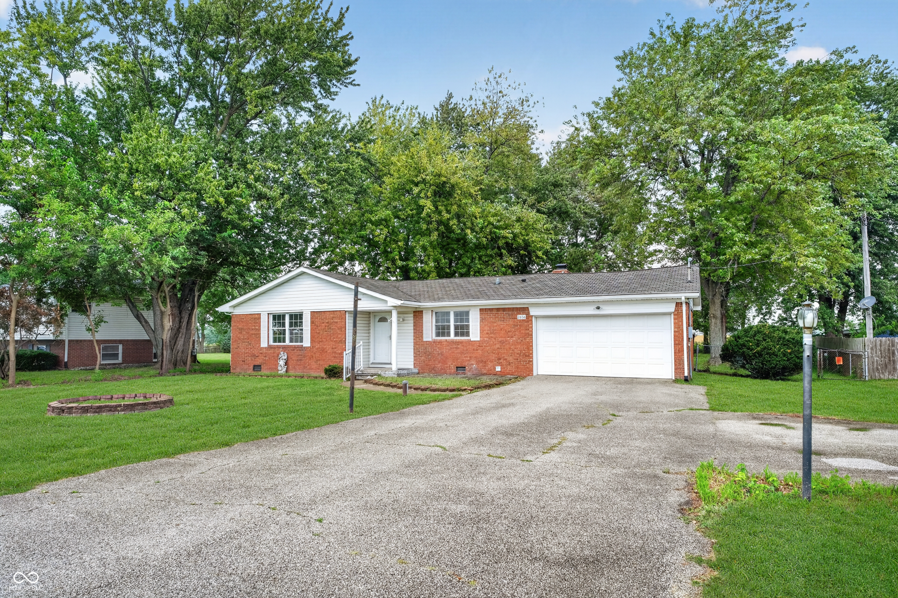 Photo 2 of Single family home for sale at 2656 E County Rd 900 N, Pittsboro, IN 46167 | MLS# 22124297 | Listing updated on 2026-09-21