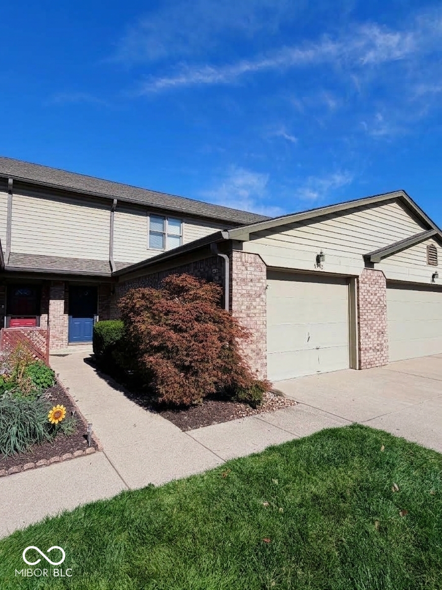 Condo for sale at 9242 Sea Pine, Indianapolis, IN 46250 | MLS# 22124765