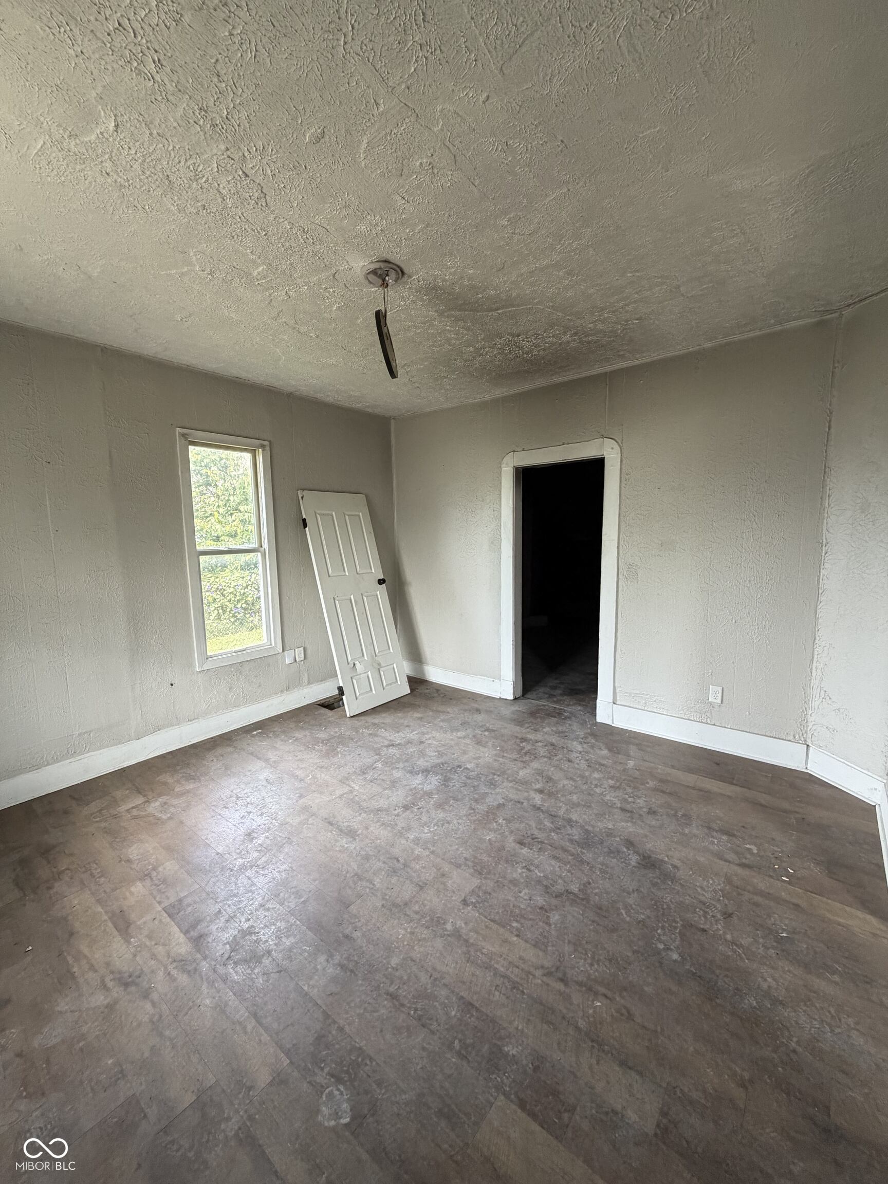 Photo 3 of Single family home for sale at 1014 E Legrande Ave, Indianapolis, IN 46203 | MLS# 22125292 | Listing updated on 2026-09-21