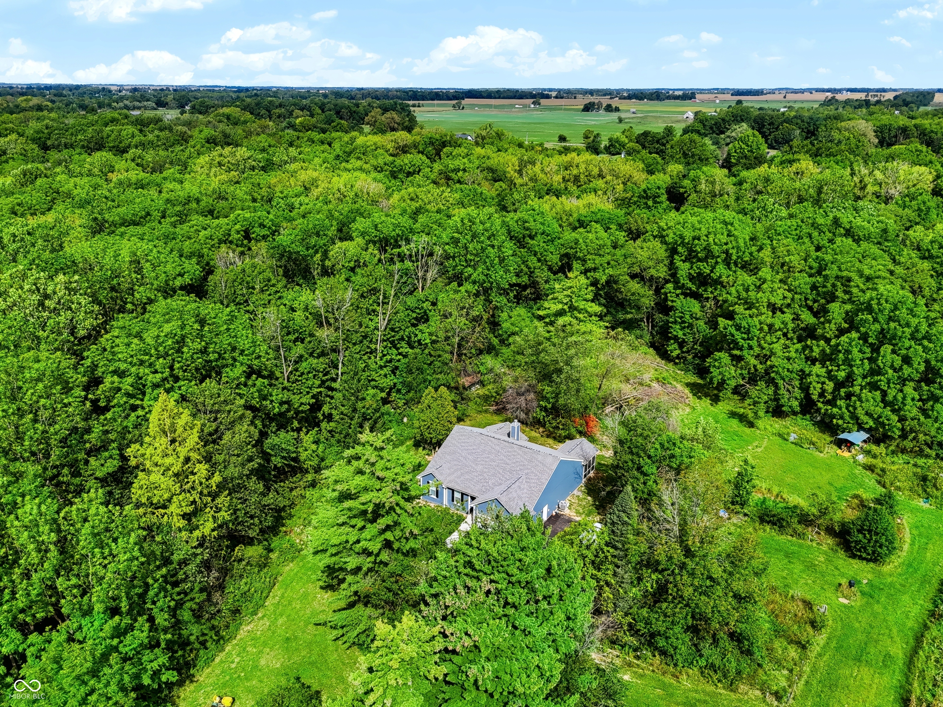 Photo 1 of Sale Pending at 8480 E 100 South, Zionsville, IN 46077 | MLS# 22125670 | Listing updated on 2026-09-21
