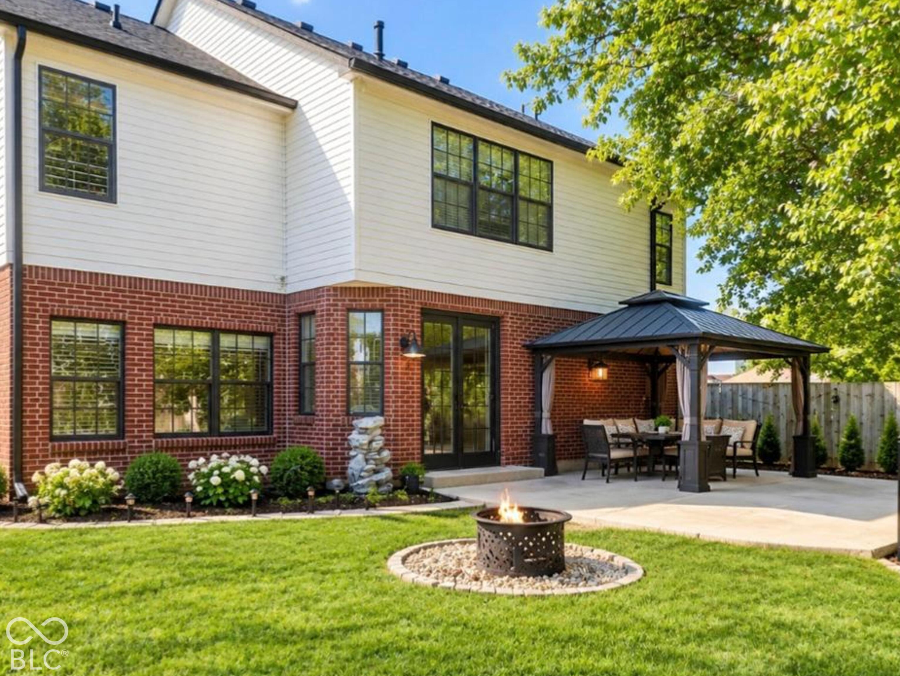 Photo 3 of Single family home for sale at 1244 Luce Crk Cir, Greenwood, IN 46142 | MLS# 22125831 | Listing updated on 2026-10-07