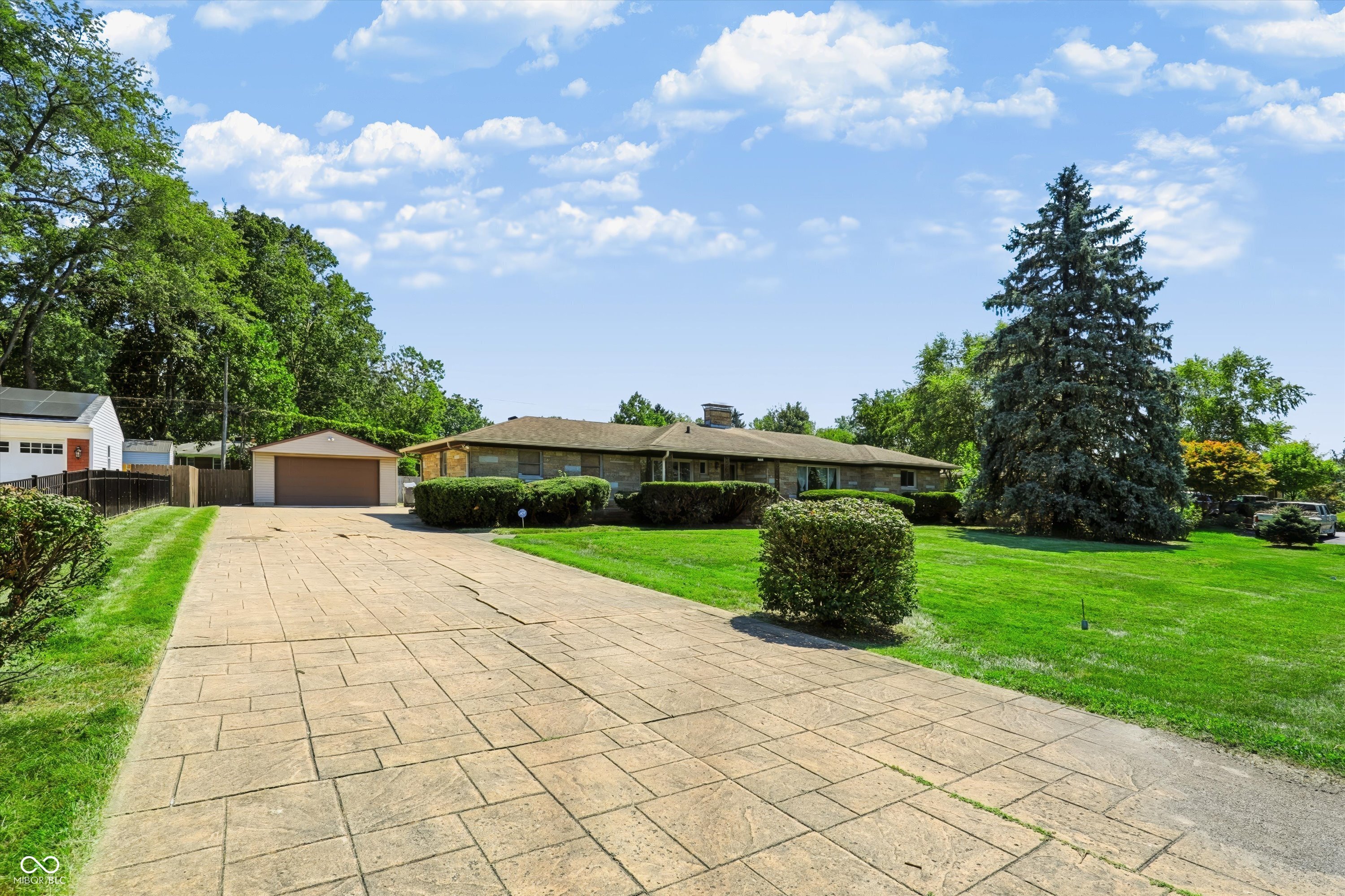 Photo 3 of Single family home for sale at 3551 W Kessler Dr N, Indianapolis, IN 46222 | MLS# 22125893 | Listing updated on 2026-09-23