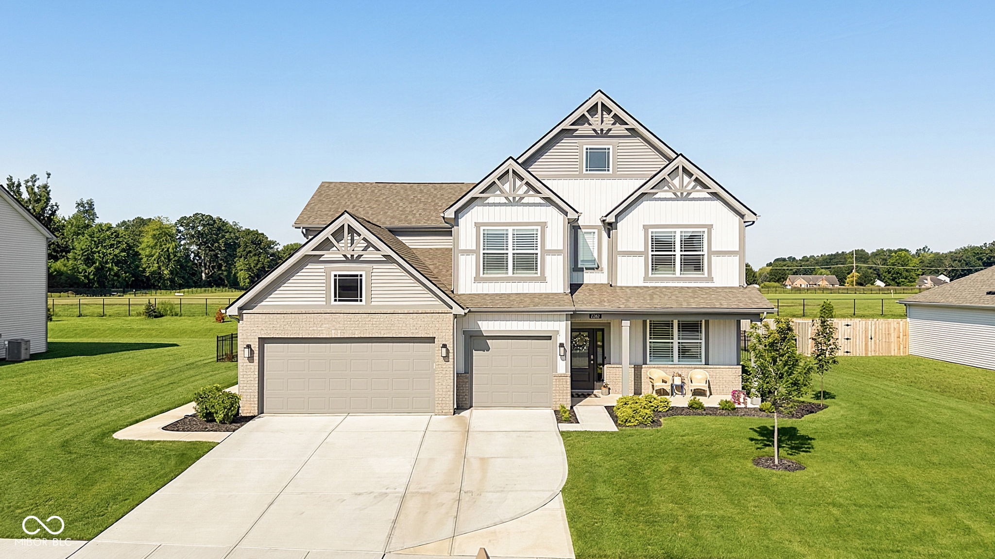 Single family home for sale at 2282 Oakmont Dr, Plainfield, IN 46168 | MLS# 22126081