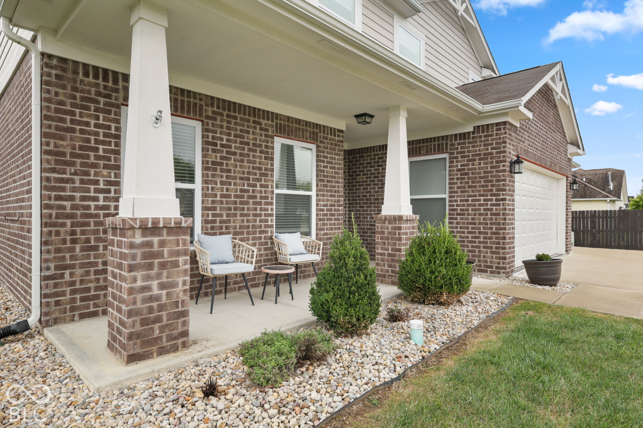 Photo 2 of Single family home for sale at 621 Appaloosa Dr, Bargersville, IN 46106 | MLS# 22126472 | Listing updated on 2026-09-24