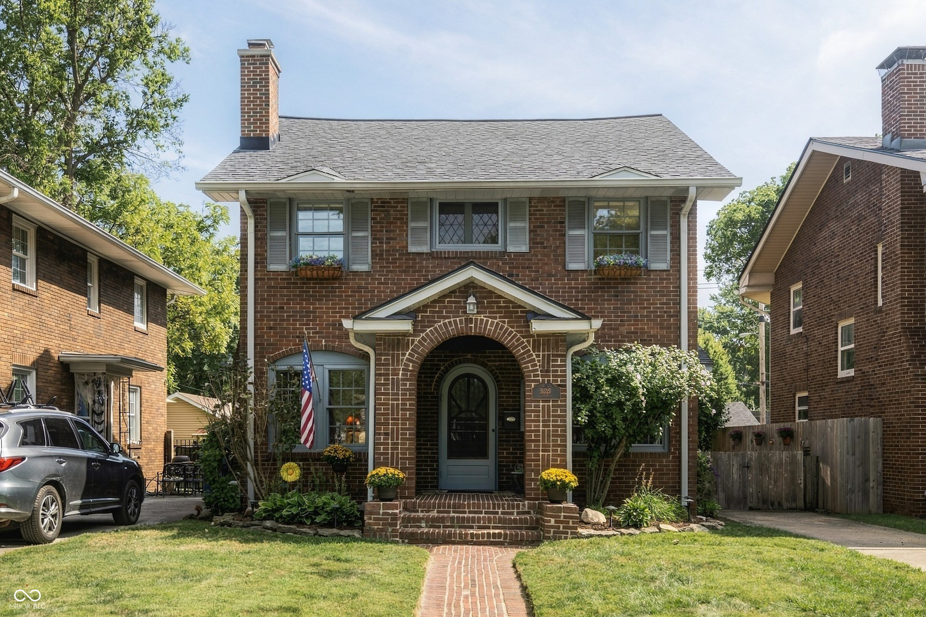 Photo 1 of Sale Pending at 5521 Guilford Ave, Indianapolis, IN 46220 | MLS# 22126797 | Listing updated on 2026-09-21