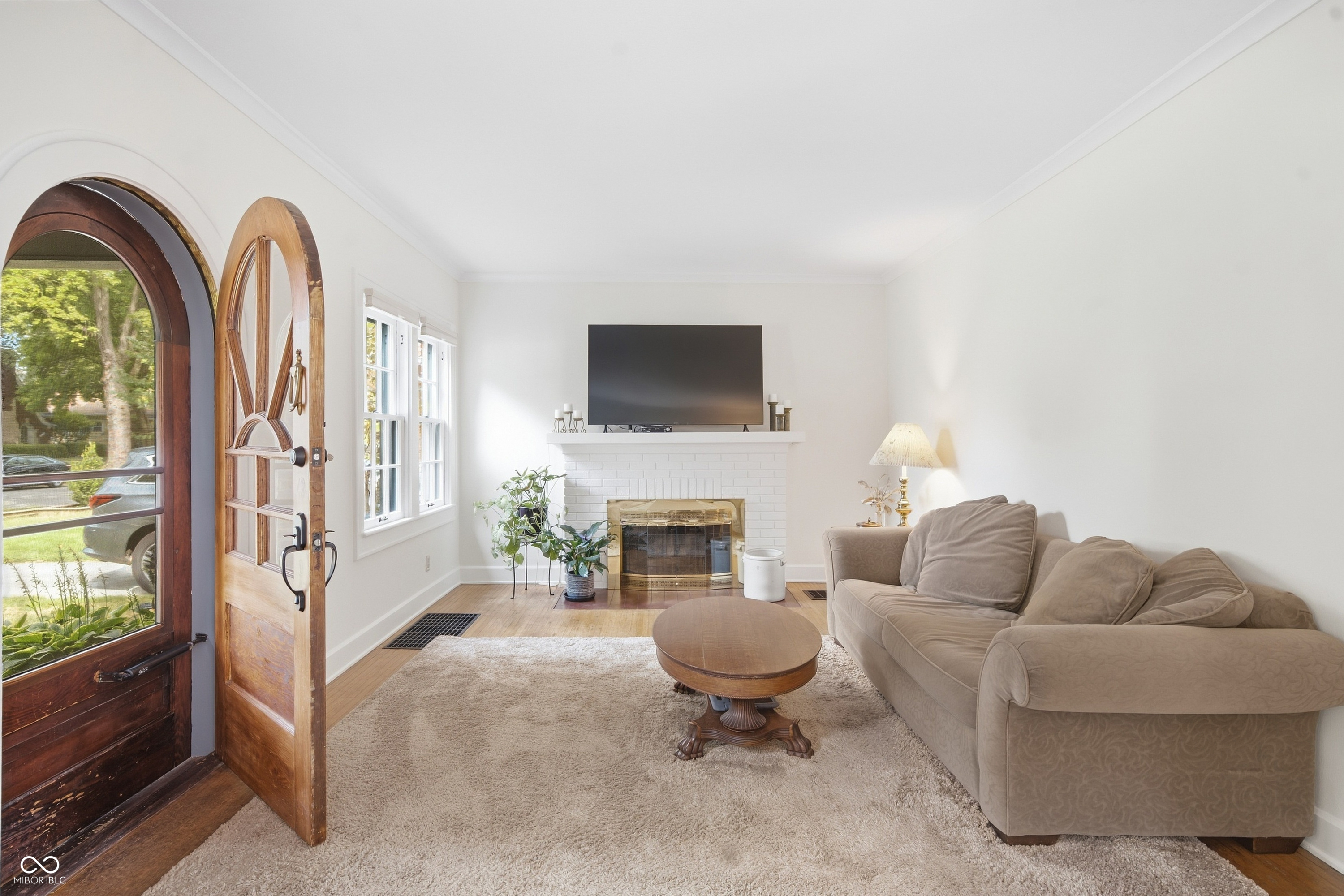 Photo 3 of Sale Pending at 5521 Guilford Ave, Indianapolis, IN 46220 | MLS# 22126797 | Listing updated on 2026-09-21
