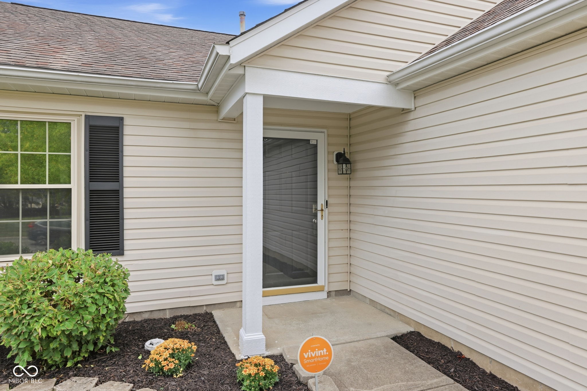Photo 2 of Single family home for sale at 12174 Split Granite Dr, Fishers, IN 46037 | MLS# 22126807 | Listing updated on 2026-10-07