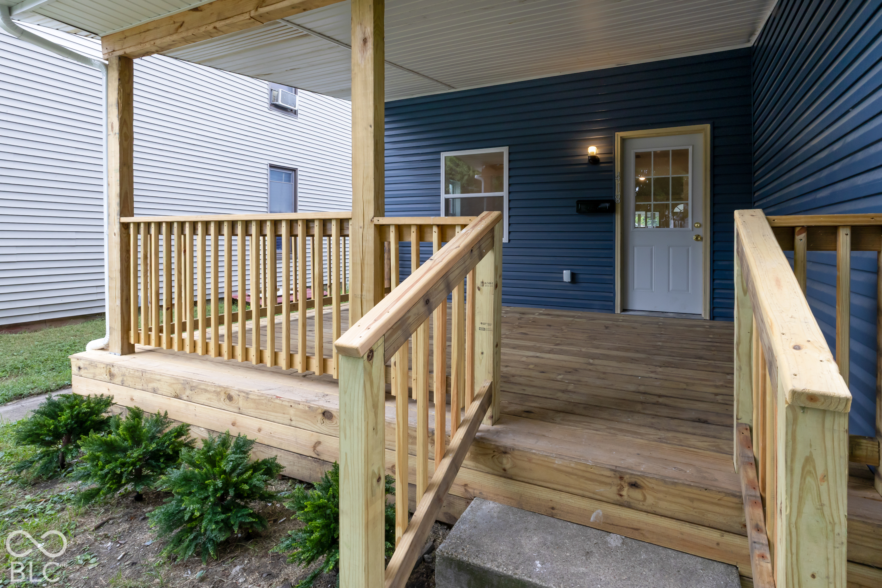 Photo 2 of Single family home for sale at 418 E 3rd Street, Seymour, IN 47274 | MLS# 22127021 | Listing updated on 2026-10-07