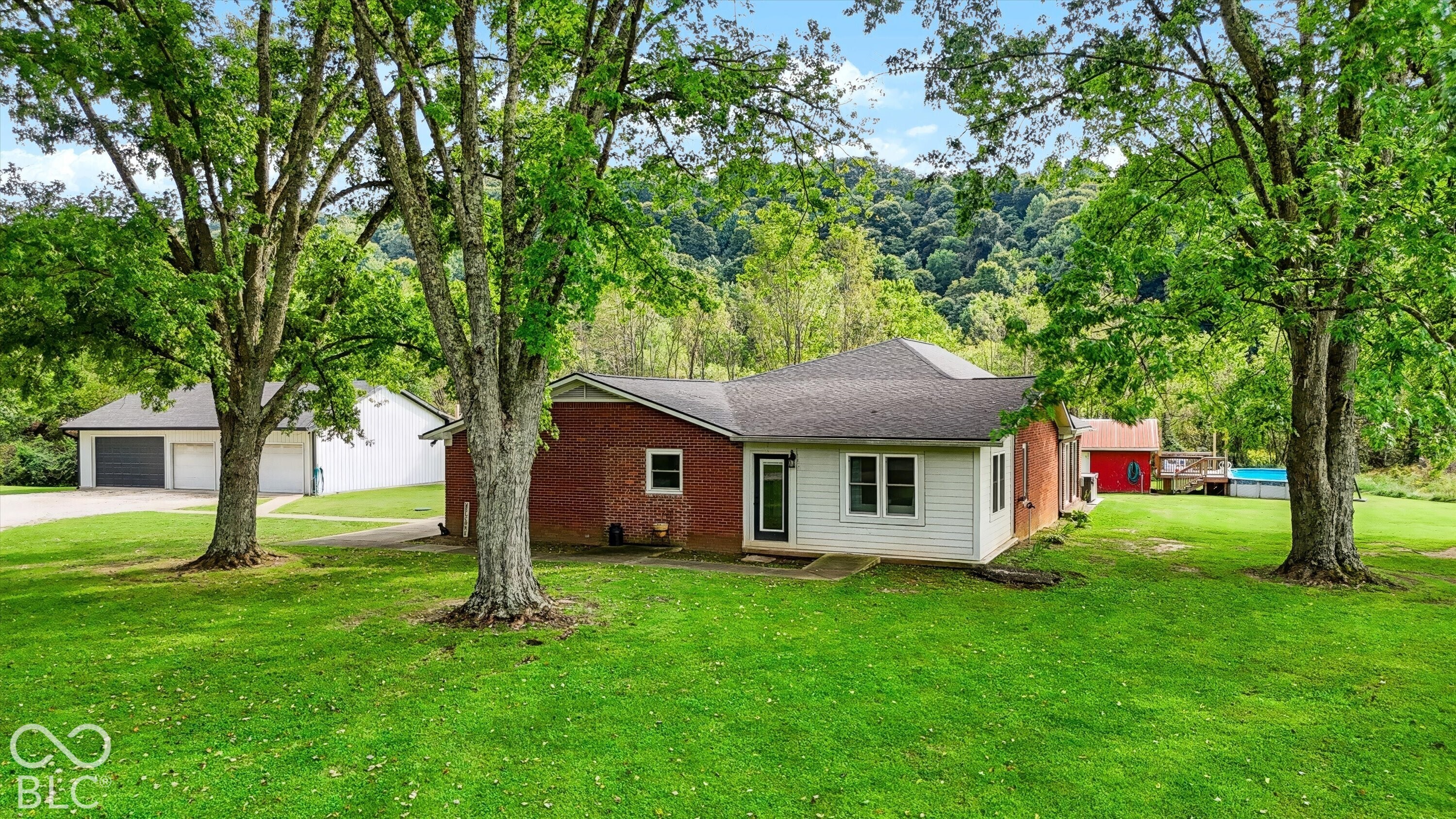 Photo 1 of Single family home for sale at 2261 Hinson Rd, Martinsville, IN 46151 | MLS# 22127204 | Listing updated on 2026-10-07