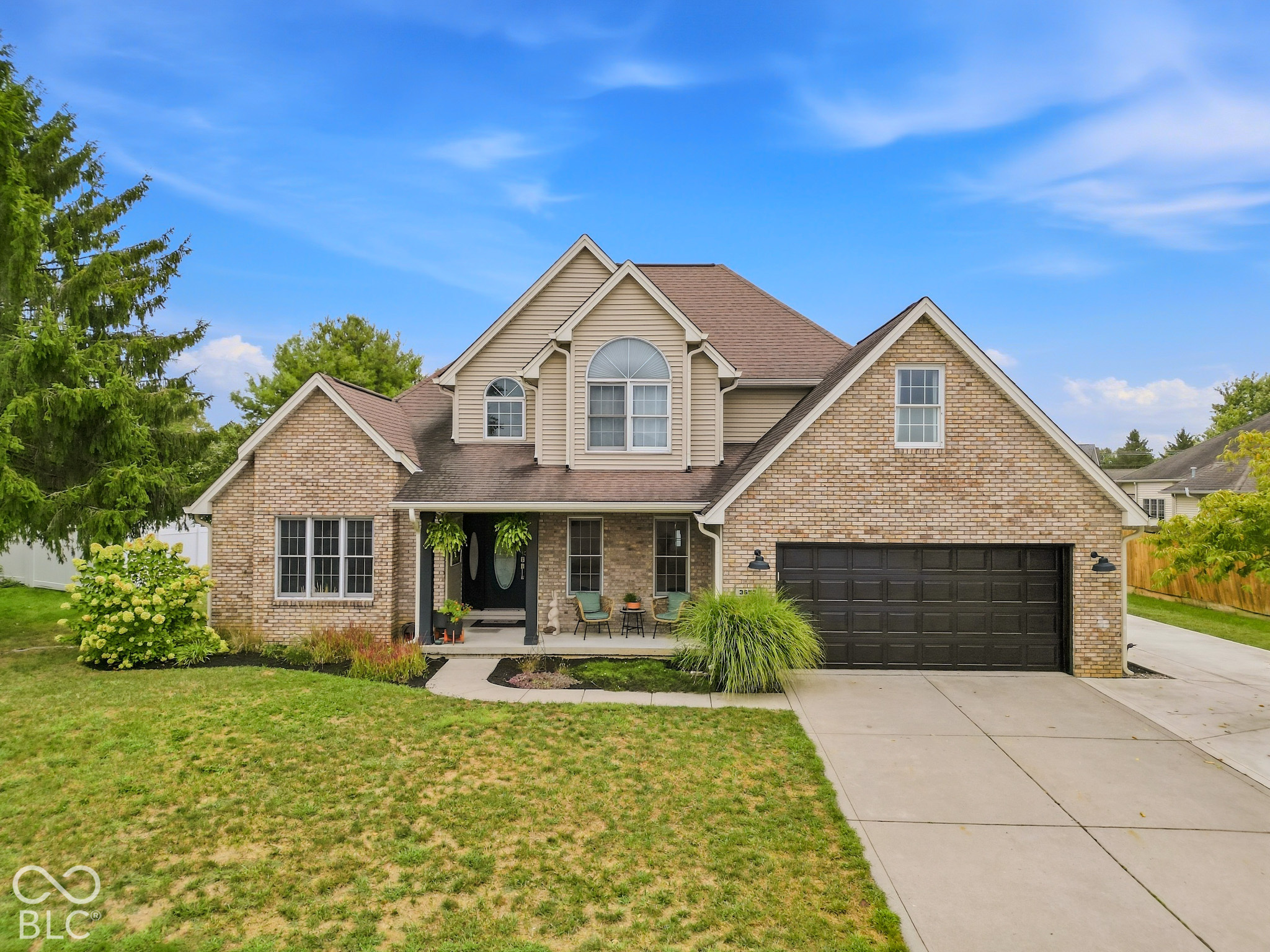 Single family home for sale at 3693 Arapahoe Trl, Columbus, IN 47203 | MLS# 22127904