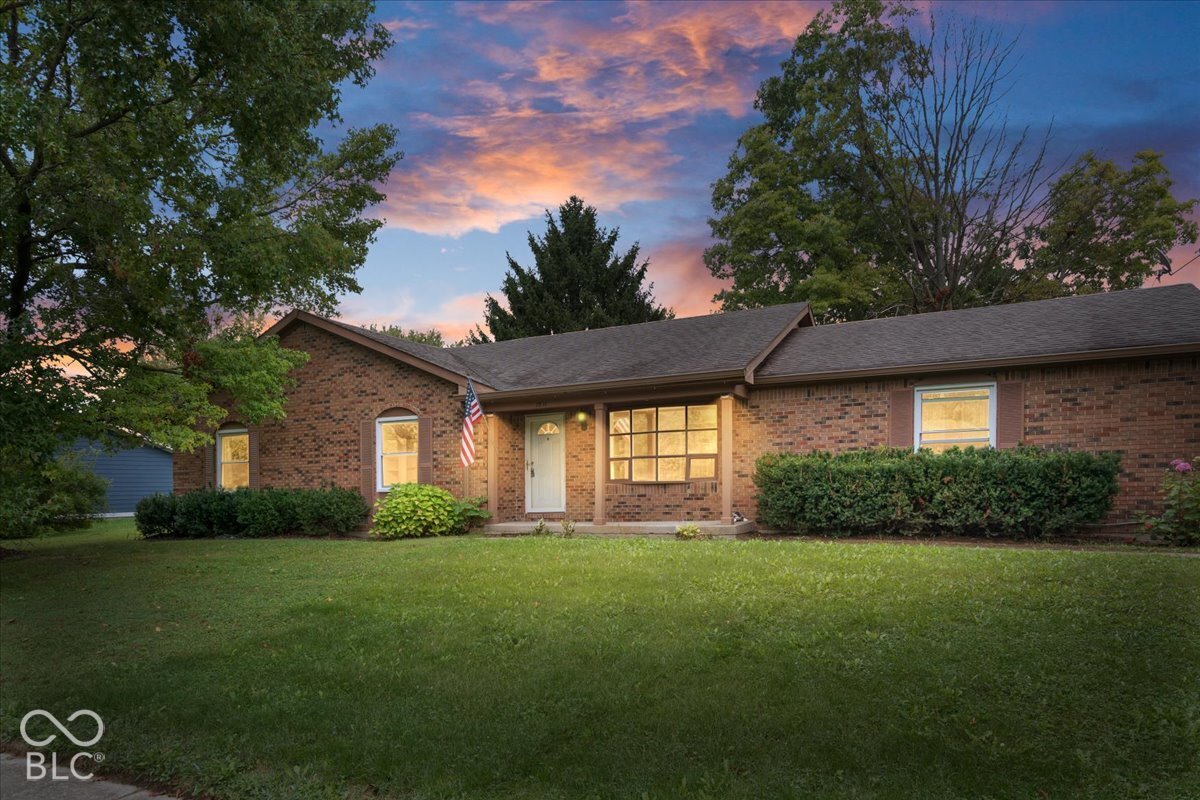 Photo 1 of Single family home for sale at 7811 Taunton Rd, Indianapolis, IN 46260 | MLS# 22128007 | Listing updated on 2026-10-07