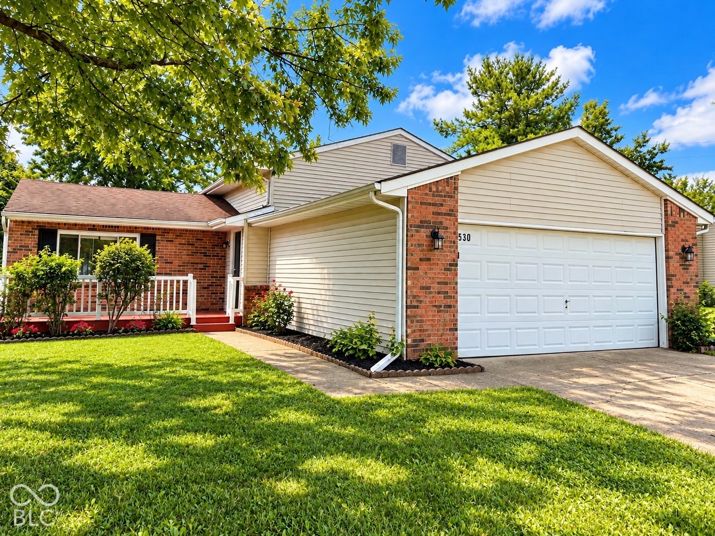 Photo 3 of Single family home for sale at 530 Quail Run, Greenwood, IN 46142 | MLS# 22128010 | Listing updated on 2026-10-07
