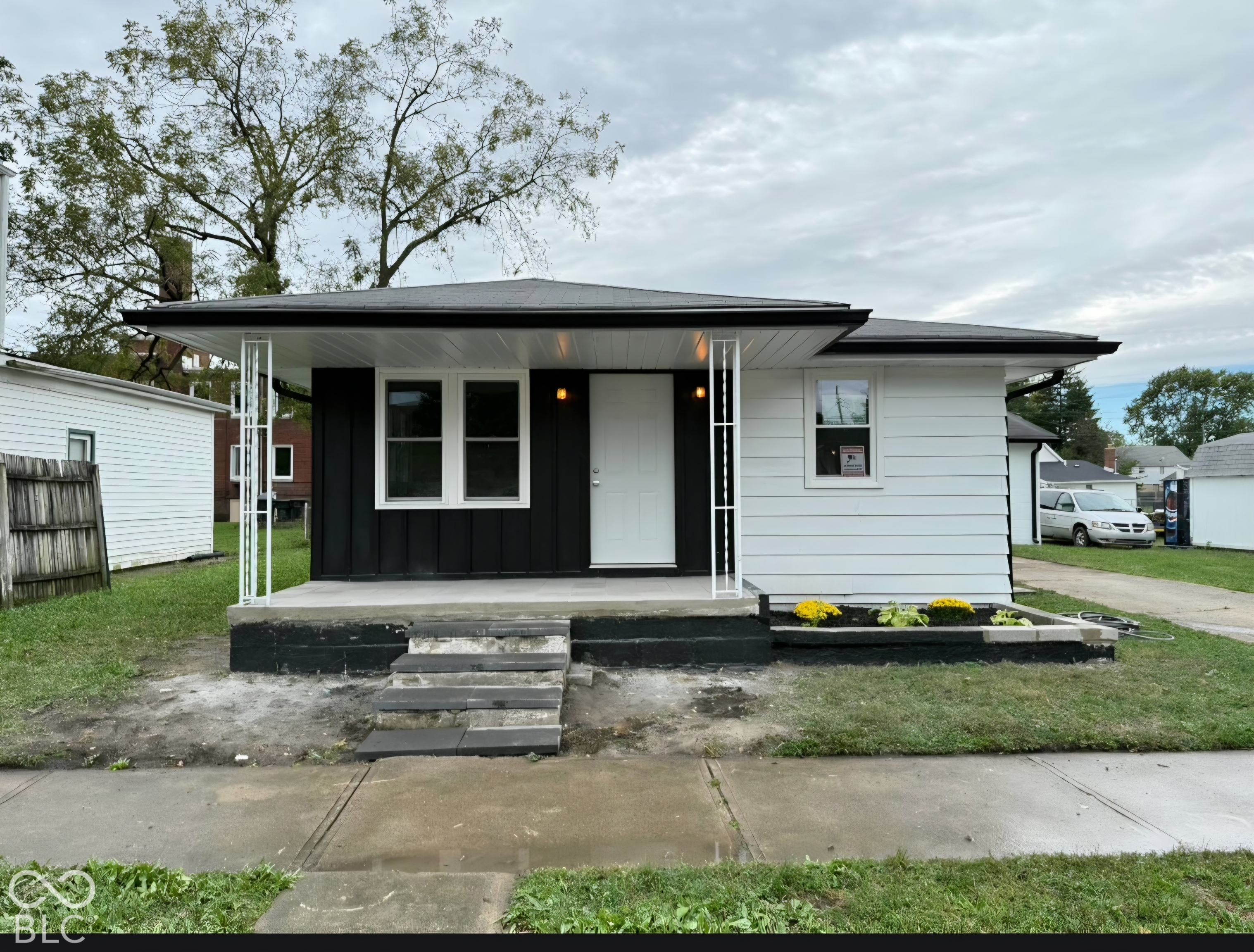 Photo 3 of Single family home for sale at 2227 George St, Anderson, IN 46016 | MLS# 22129228 | Listing updated on 2026-10-07
