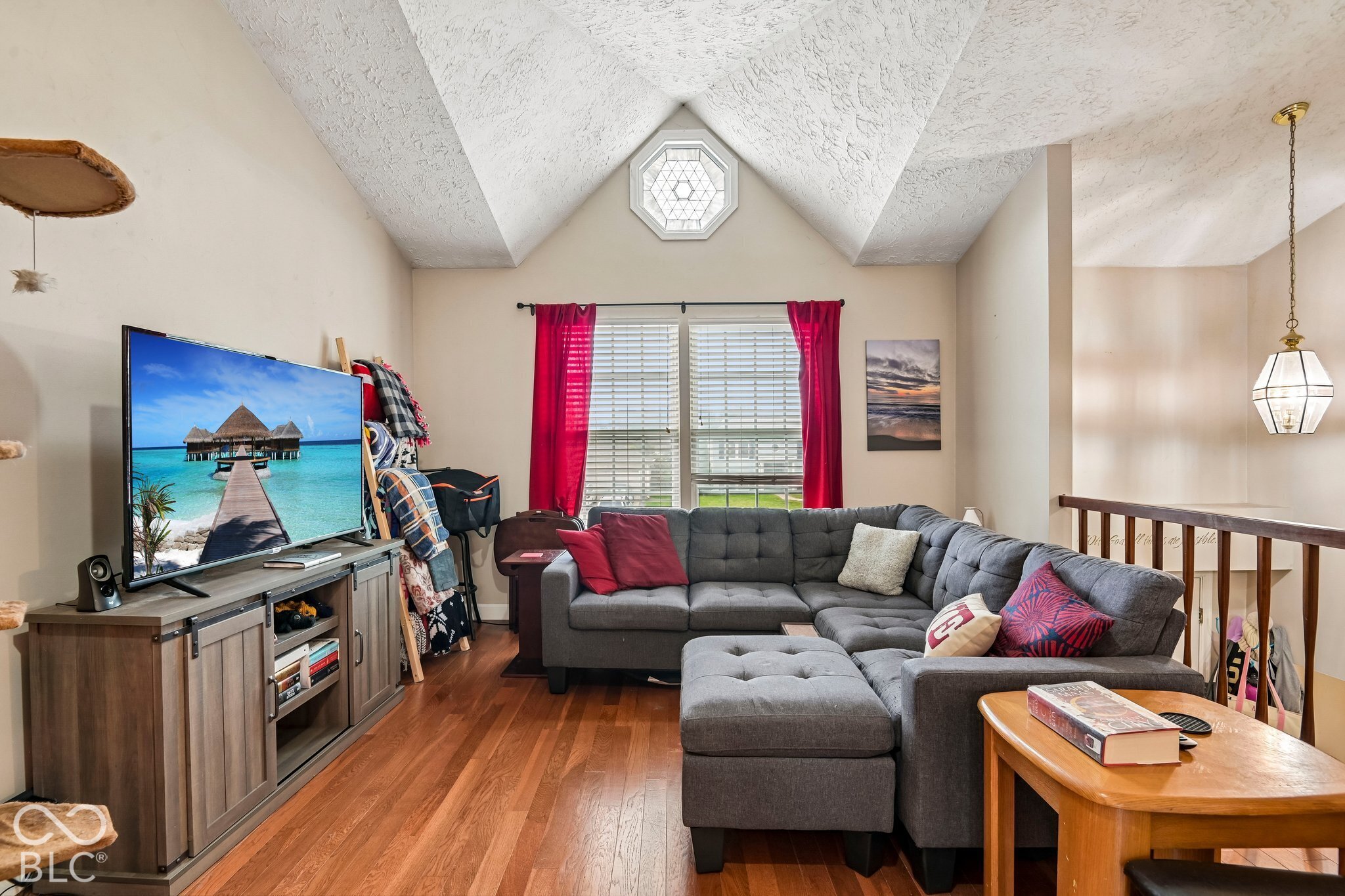 Photo 4 of Single family home for sale at 1565 Chase Blvd, Greenwood, IN 46142 | MLS# 22129681 | Listing updated on 2026-10-07