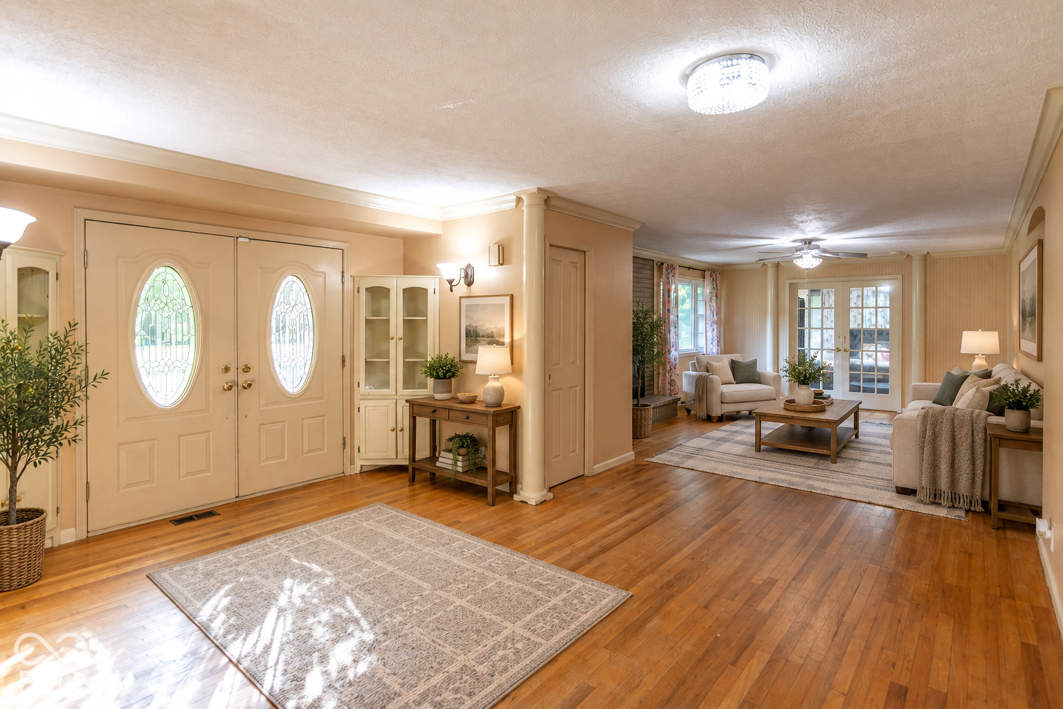 Photo 4 of Single family home for sale at 828 Brookside Ln, Plainfield, IN 46168 | MLS# 22129716 | Listing updated on 2026-10-07