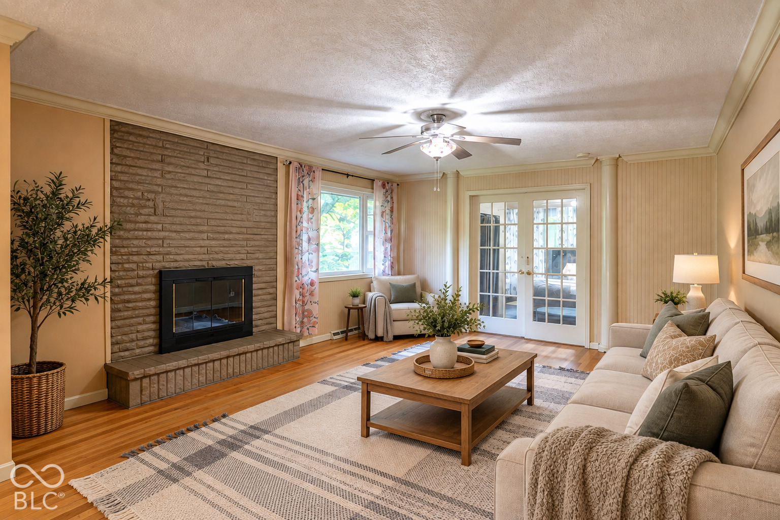 Photo 3 of Single family home for sale at 828 Brookside Ln, Plainfield, IN 46168 | MLS# 22129716 | Listing updated on 2026-10-07