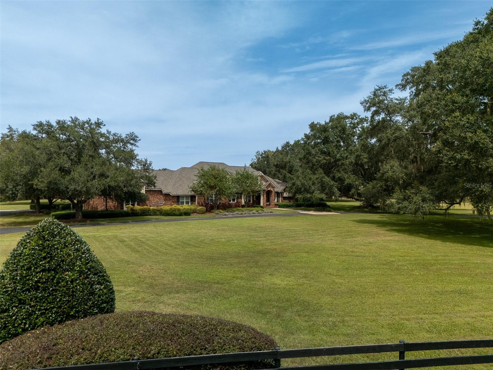 Photo 3 of Single family home for sale at 15122 Nw 41st Avenue, Newberry, FL 32669 | MLS# OM713267 | Listing updated on 2026-09-21