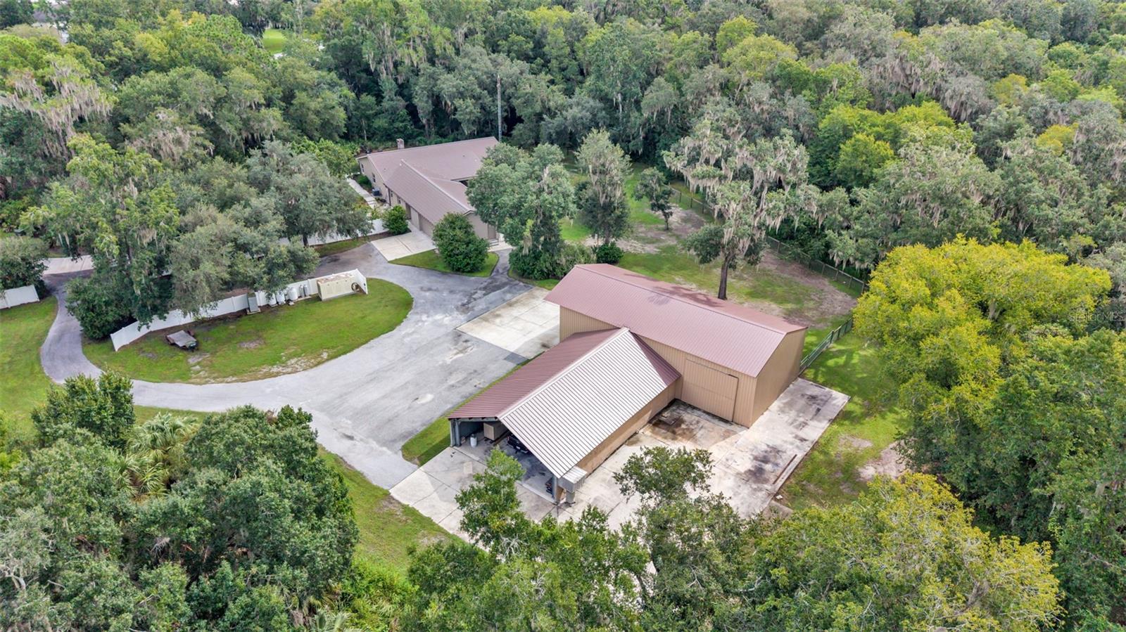 Photo 2 of Single family home for sale at 6400 Forestwood Dr E, Lakeland, FL 33811 | MLS# L4959615 | Listing updated on 2026-09-24
