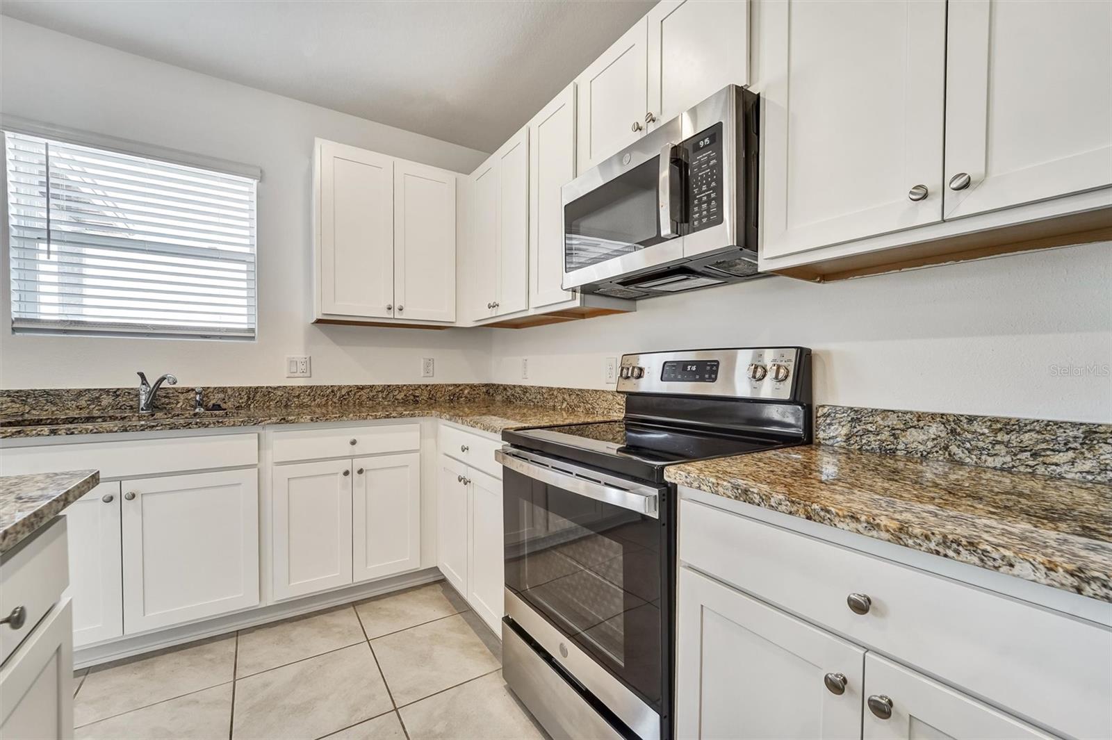 Photo 4 of Single family home for sale at 6803 Branham Ml Ct, Zephyrhills, FL 33542 | MLS# TB8488089 | Listing updated on 2026-09-21