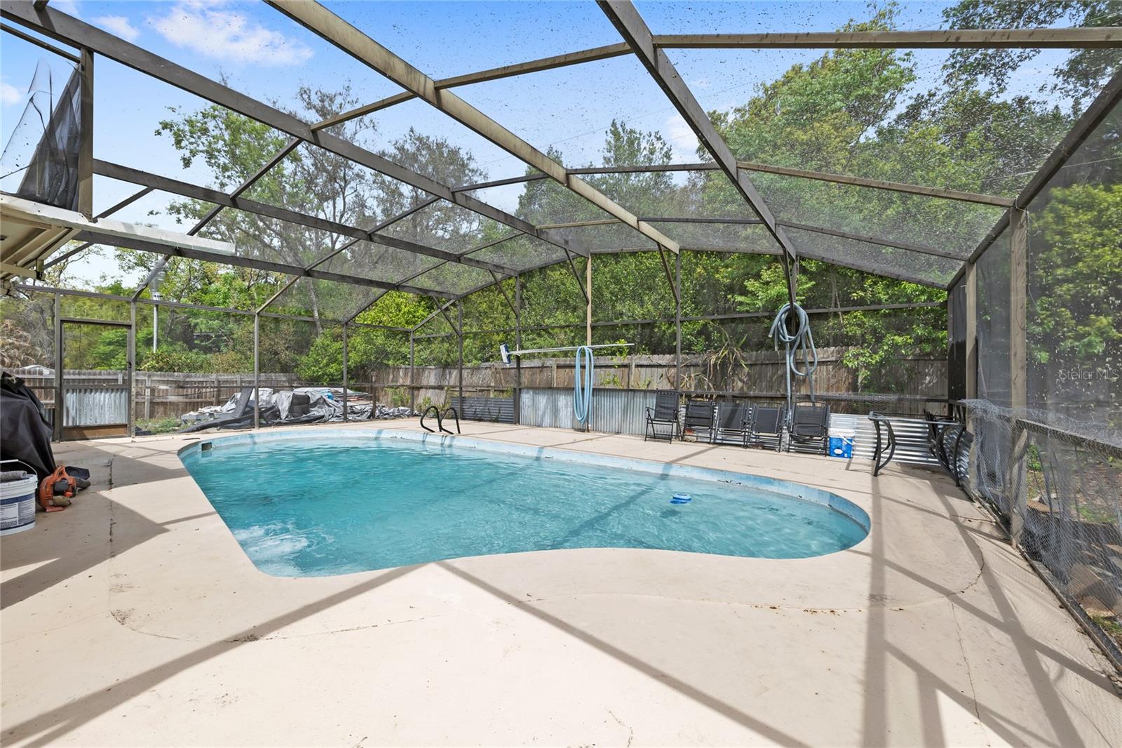 Photo 2 of Single family home for sale at 7033 Tallowtree Ln, Orlando, FL 32835 | MLS# O6393318 | Listing updated on 2026-09-21