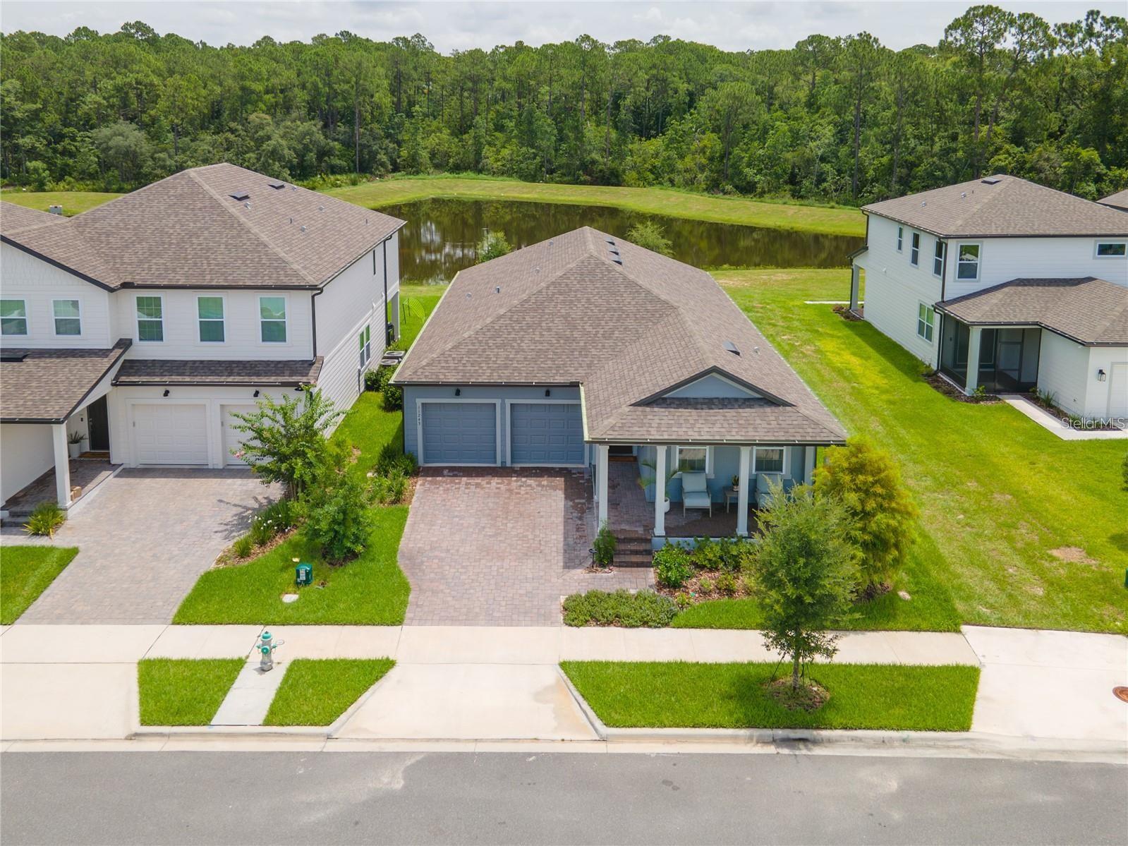 Photo 3 of Single family home for sale at 11243 Pixie Mandarin Ct, Winter Garden, FL 34787 | MLS# O6399101 | Listing updated on 2026-09-21