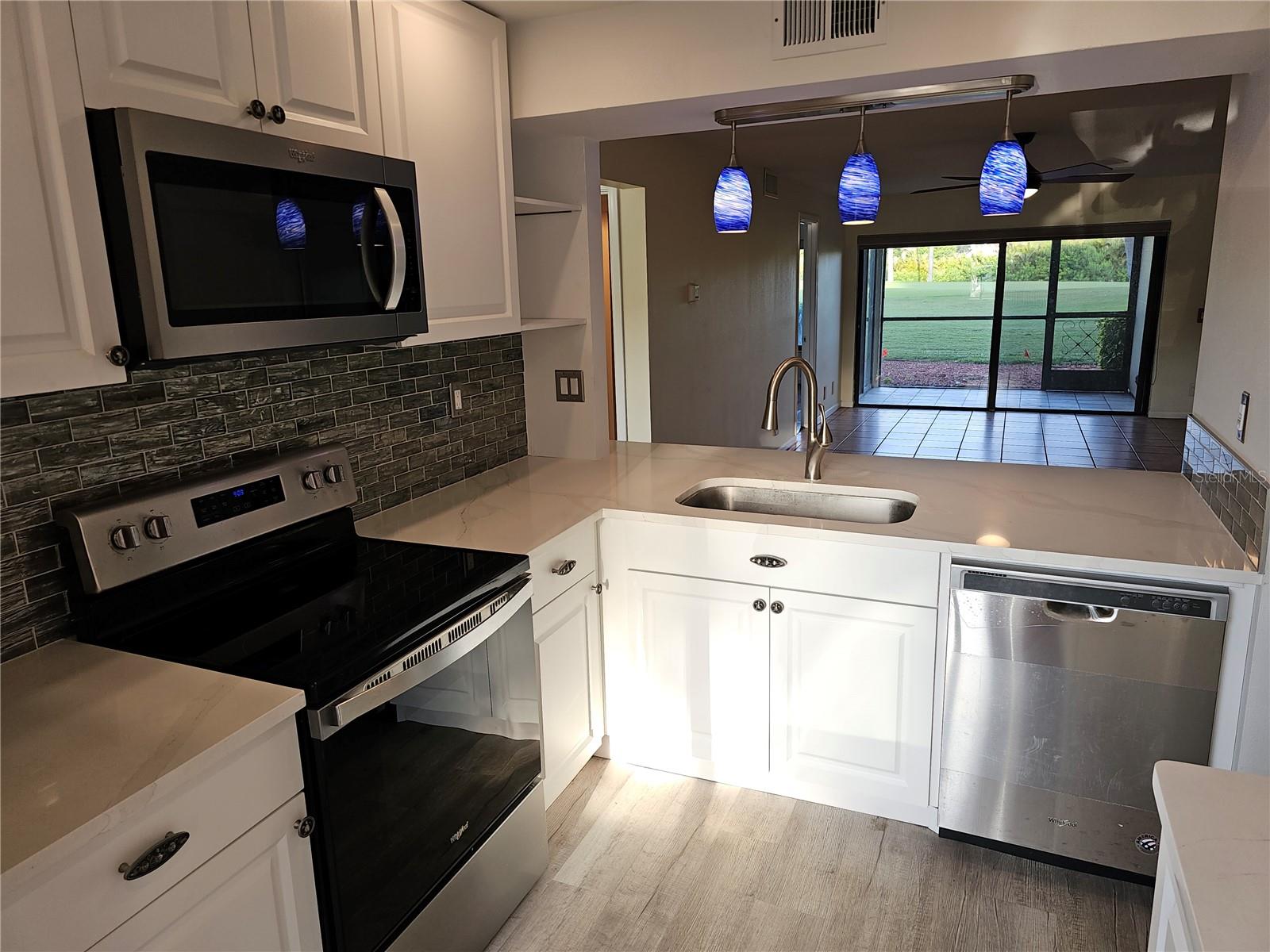 Photo 3 of Condo for sale at 6343 Palma Del Mar Blvd S #126, Saint Petersburg, FL 33715 | MLS# TB8498887 | Listing updated on 2026-10-25