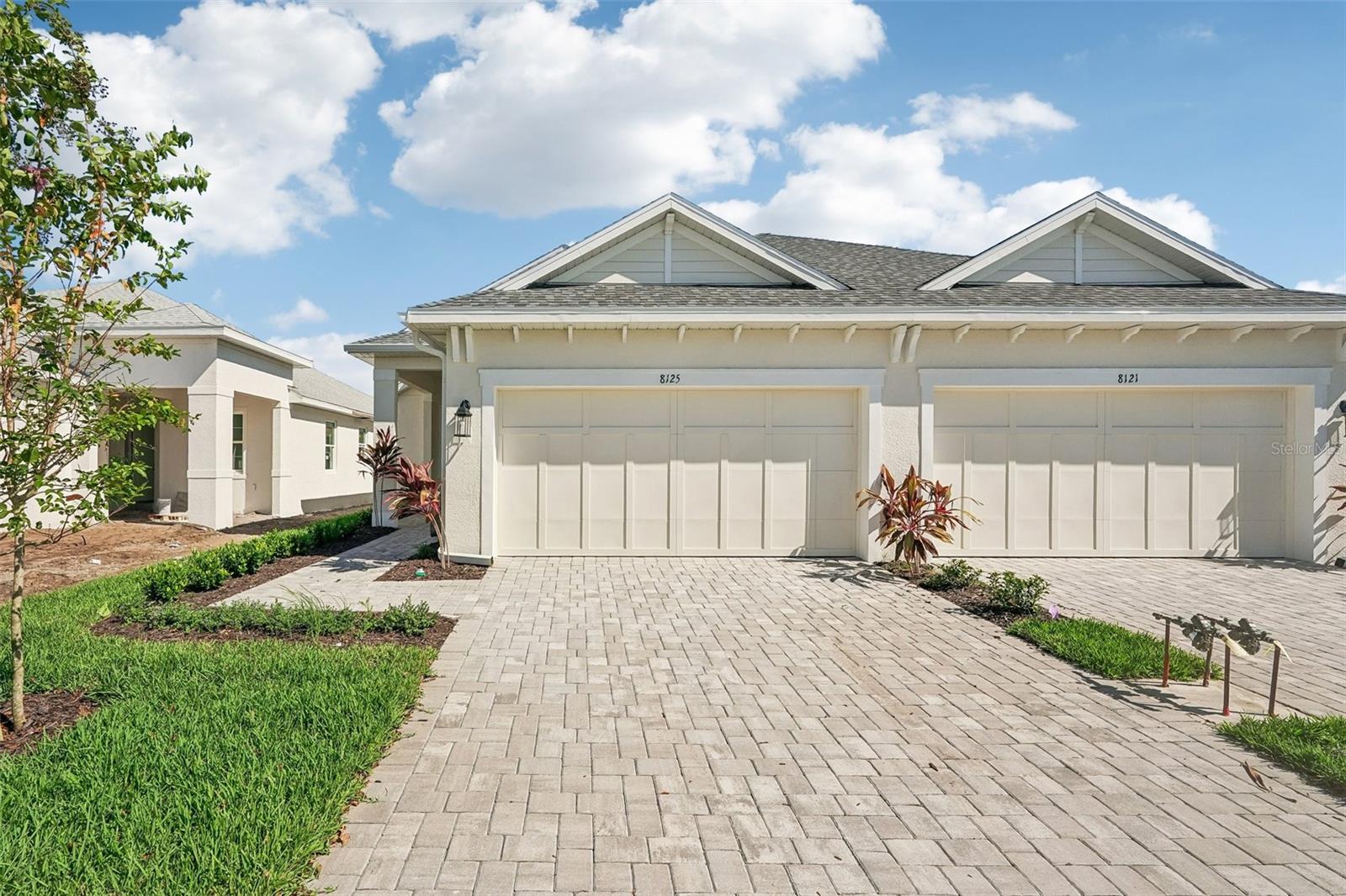 Photo 1 of House for sale at 8125 Fairchild Ave, Bradenton, FL 34210 | MLS# R4911358 | Listing updated on 2026-09-21