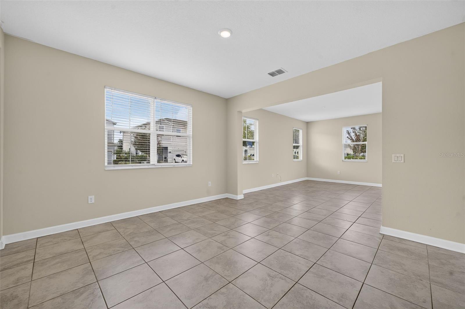 Photo 4 of Single family home for sale at 2900 Title St, Kissimmee, FL 34746 | MLS# O6415126 | Listing updated on 2026-09-23