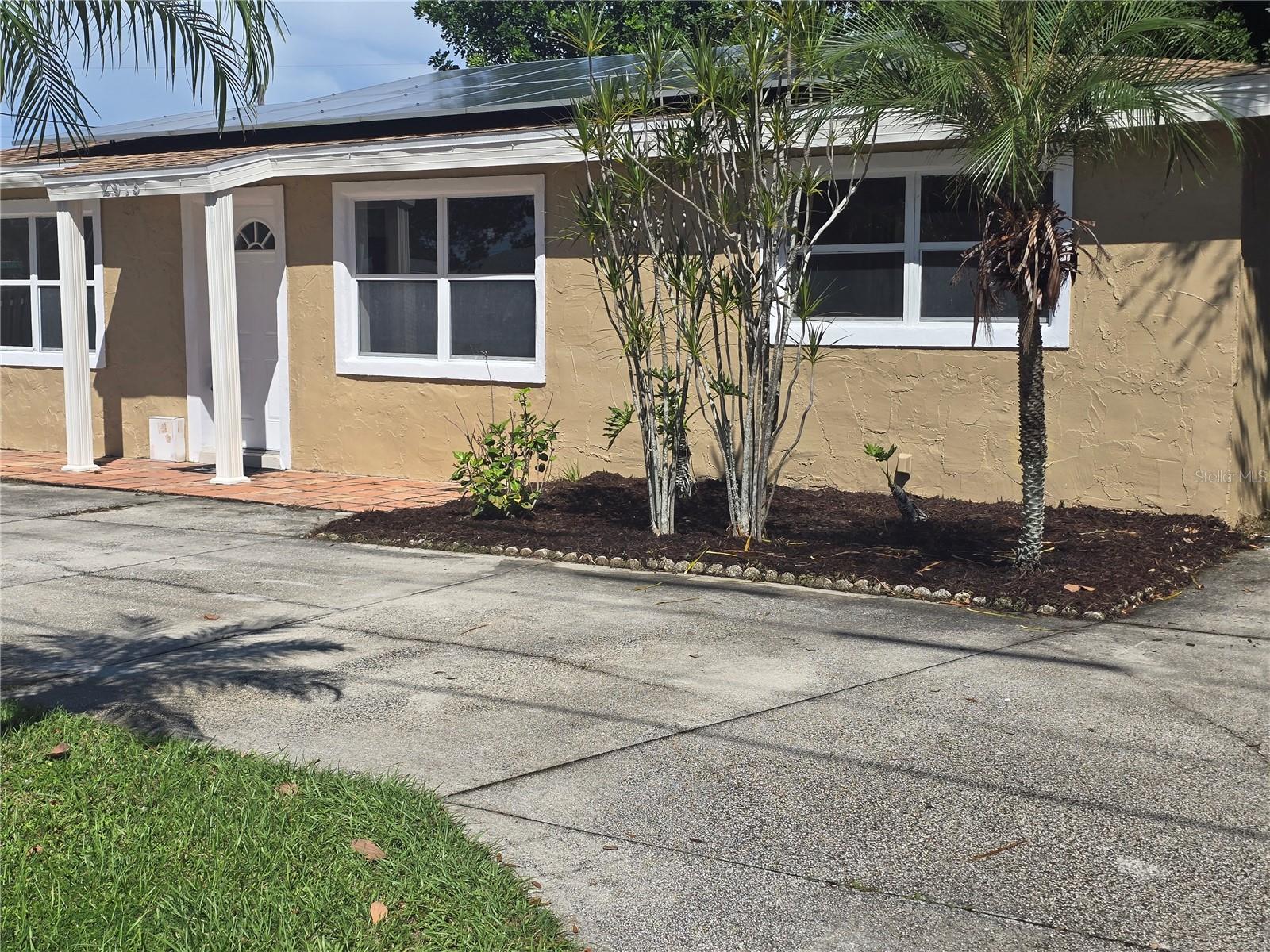 Single family home for sale at 2913 Mcintosh Rd, SARASOTA, FL 34232 | MLS# A4696989