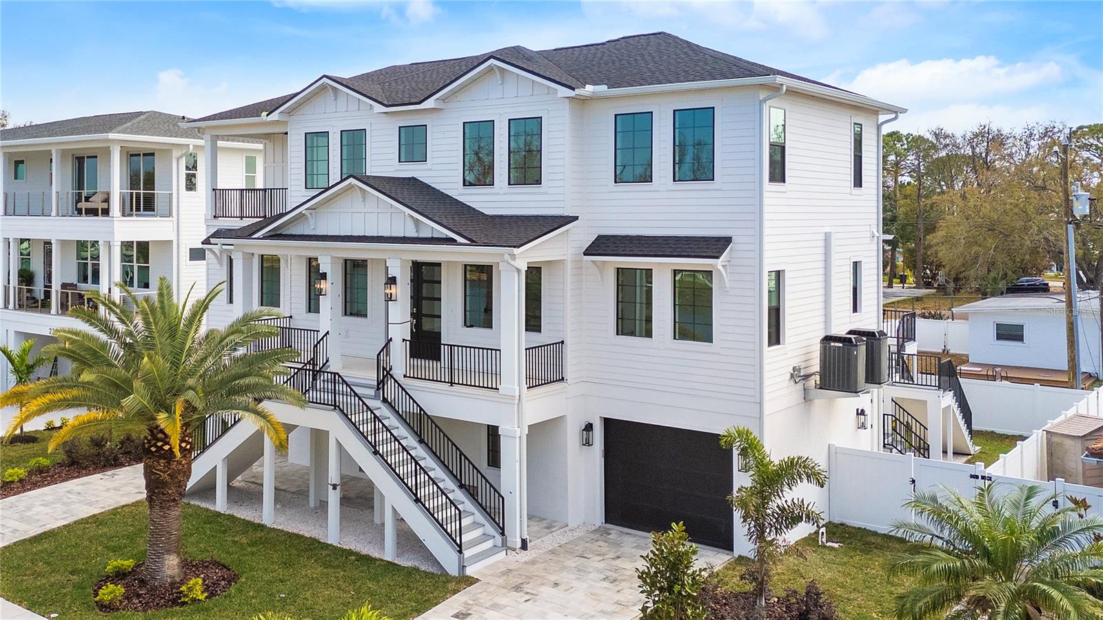 Photo 3 of Single family home for sale at 220 90th Avenue Ne, Saint Petersburg, FL 33702 | MLS# TB8523597 | Listing updated on 2026-10-25