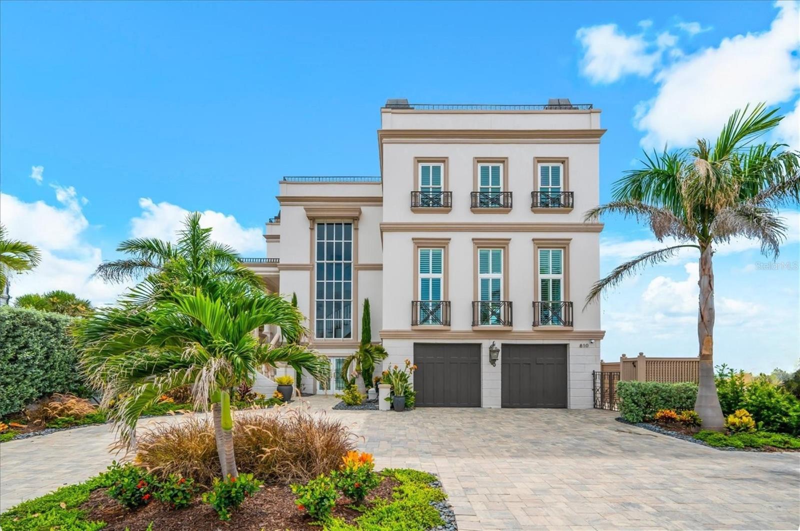 Photo 2 of Single family home for sale at 810 Eldorado Ave, Clearwater Beach, FL 33767 | MLS# TB8524231 | Listing updated on 2026-09-21