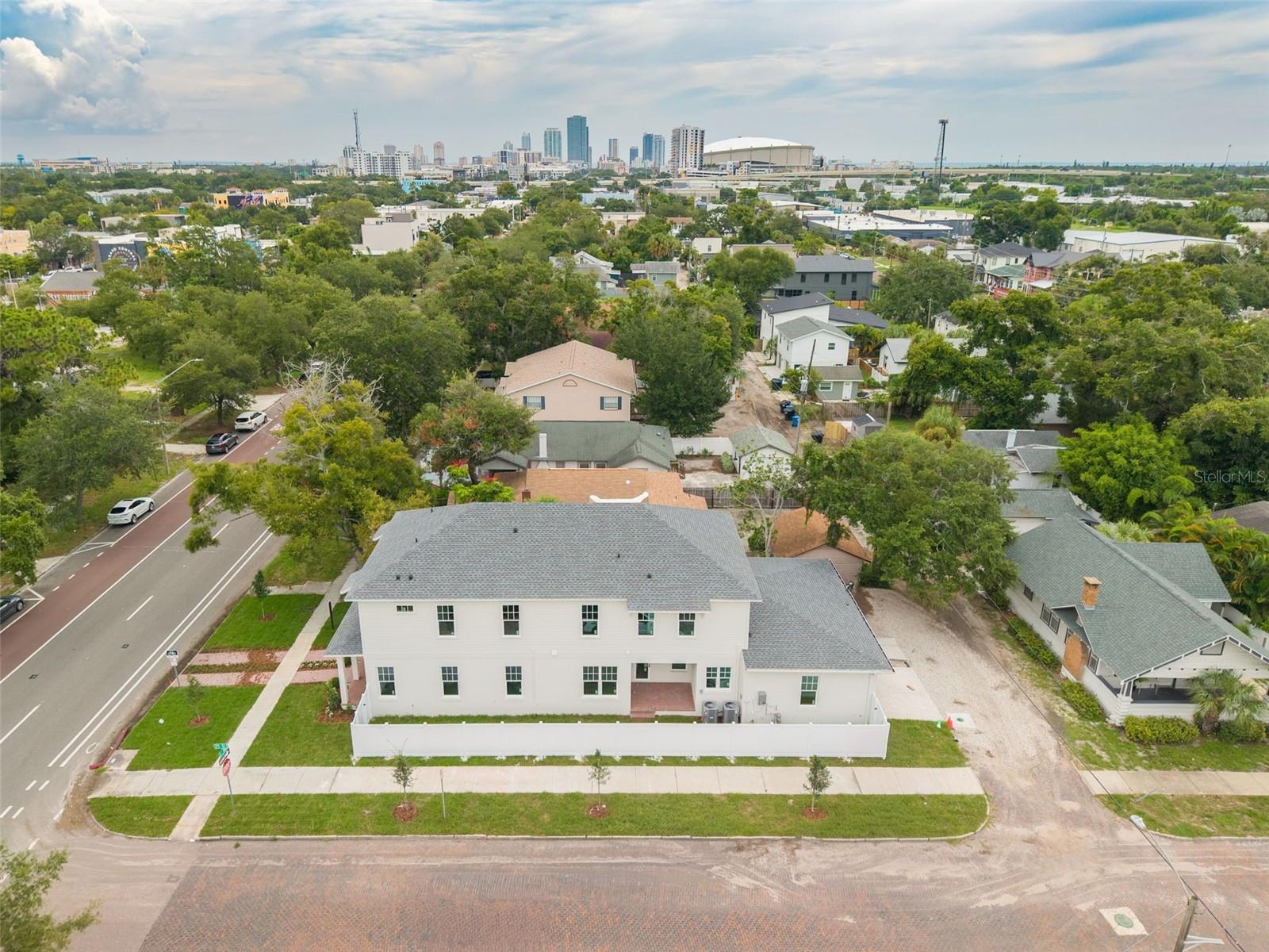 Photo 2 of Single family home for sale at 2460 1st Avenue S, St Petersburg, FL 33712 | MLS# TB8526891 | Listing updated on 2026-09-21